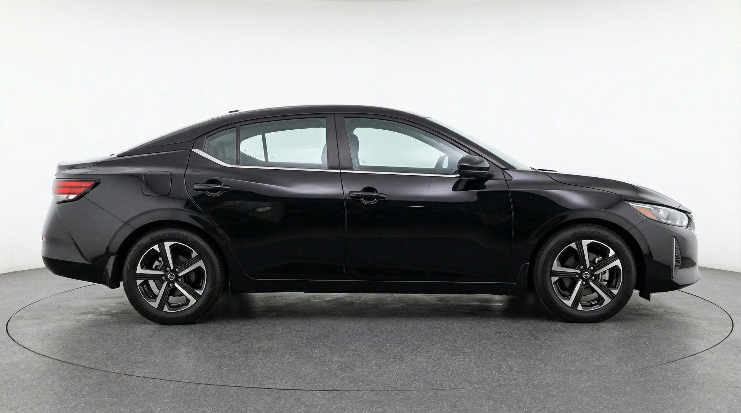 Thumbnail: 2025 Nissan Sentra - 11