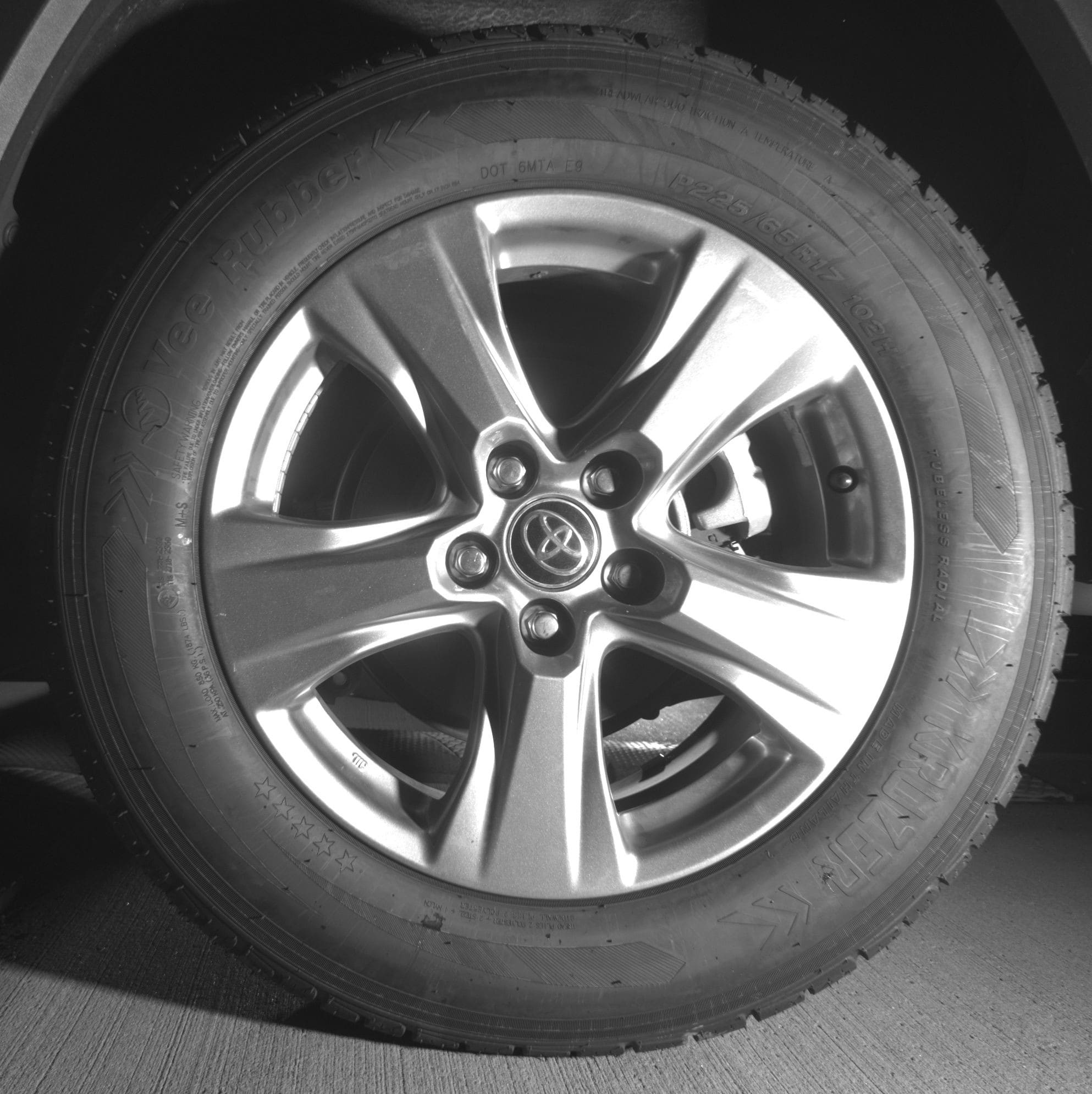 Thumbnail: 2025 Toyota RAV4 - 11