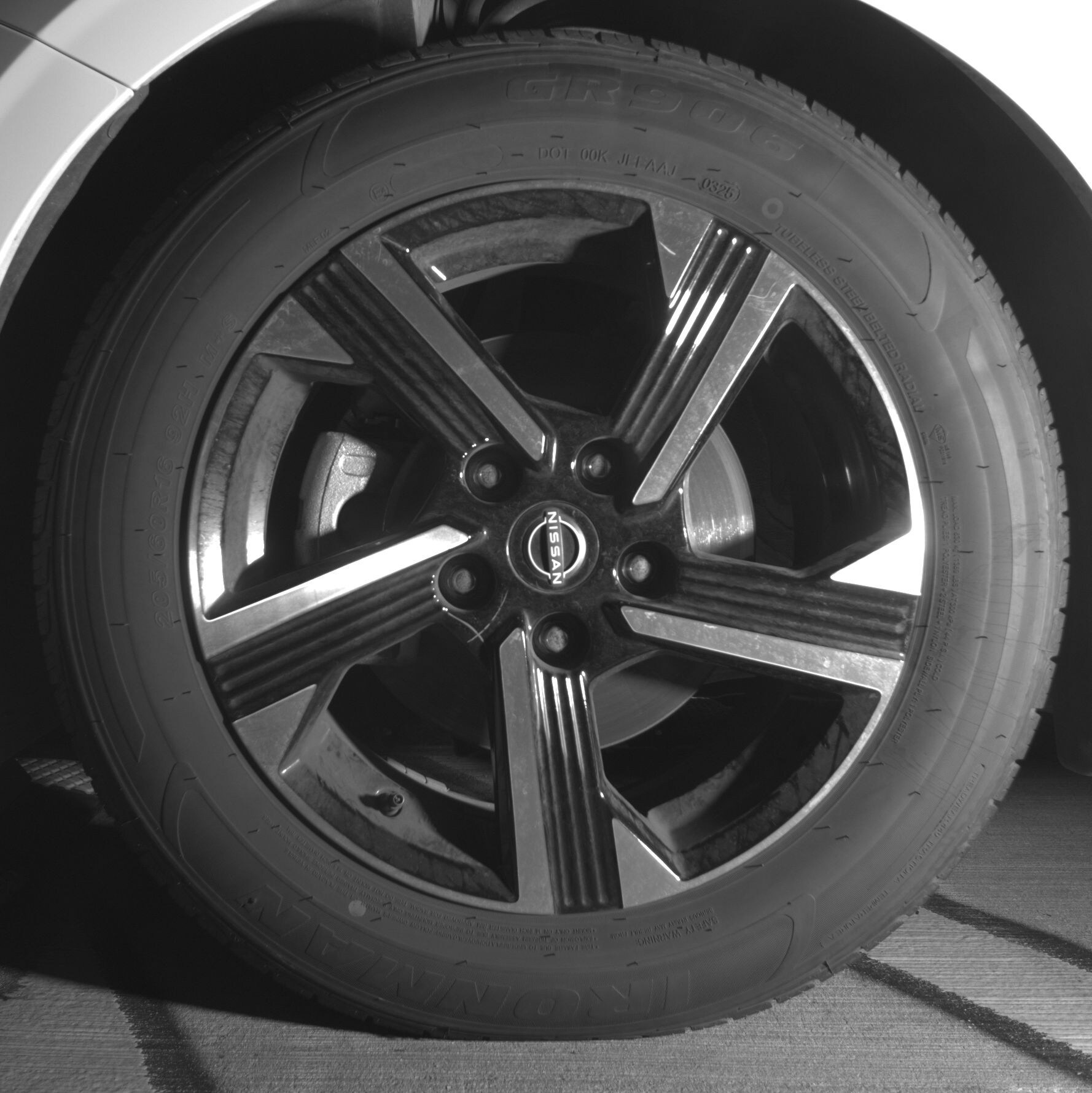 Thumbnail: 2025 Nissan Sentra - 9