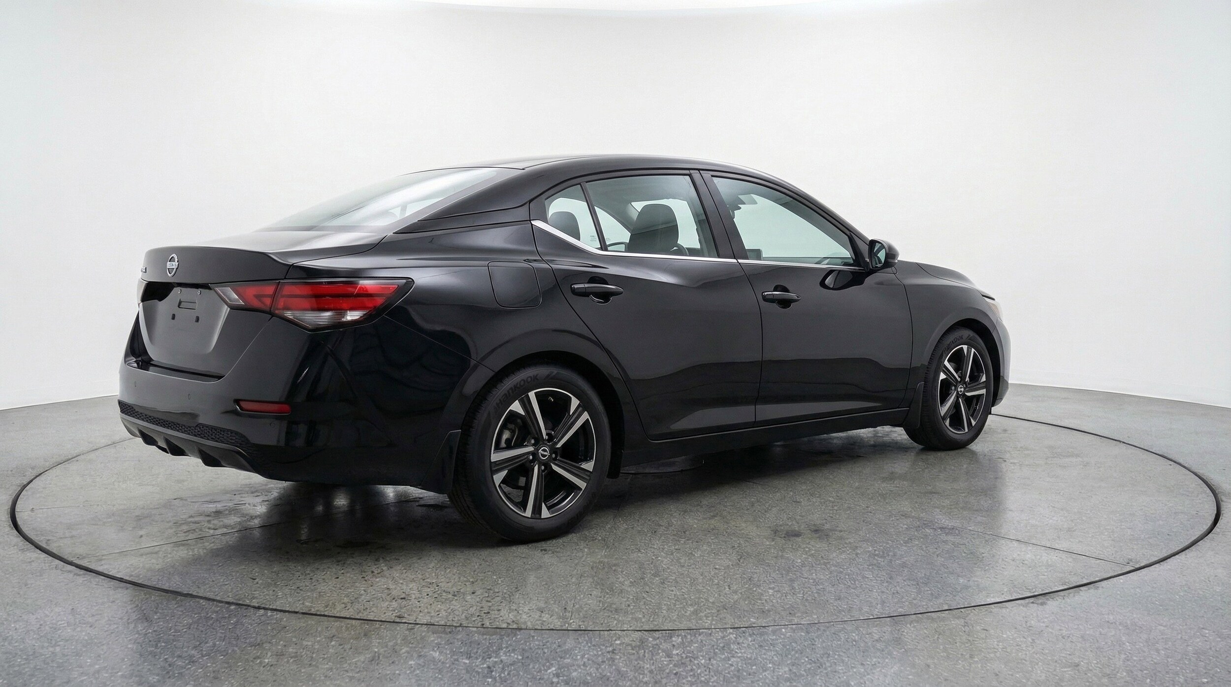 Thumbnail: 2025 Nissan Sentra - 9