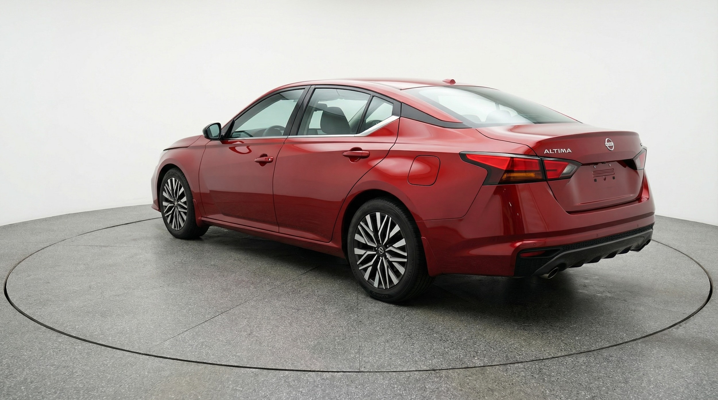 Thumbnail: 2025 Nissan Altima - 5