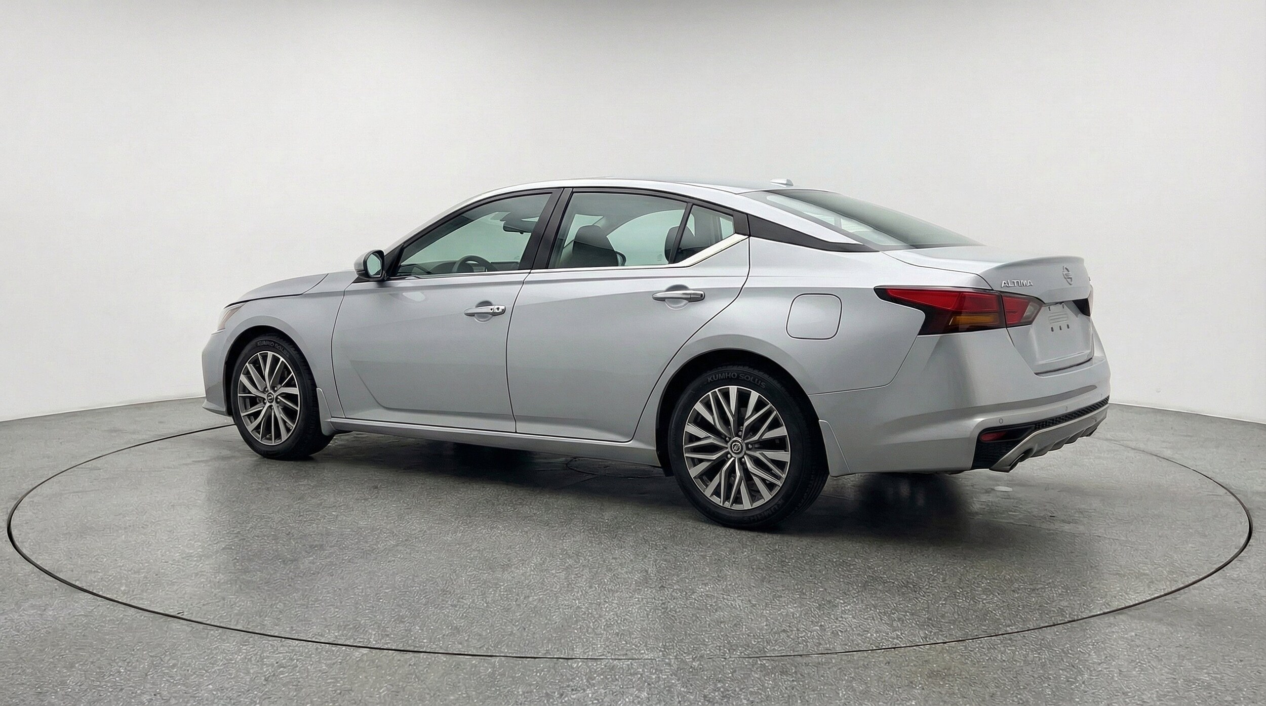 Thumbnail: 2025 Nissan Altima - 6