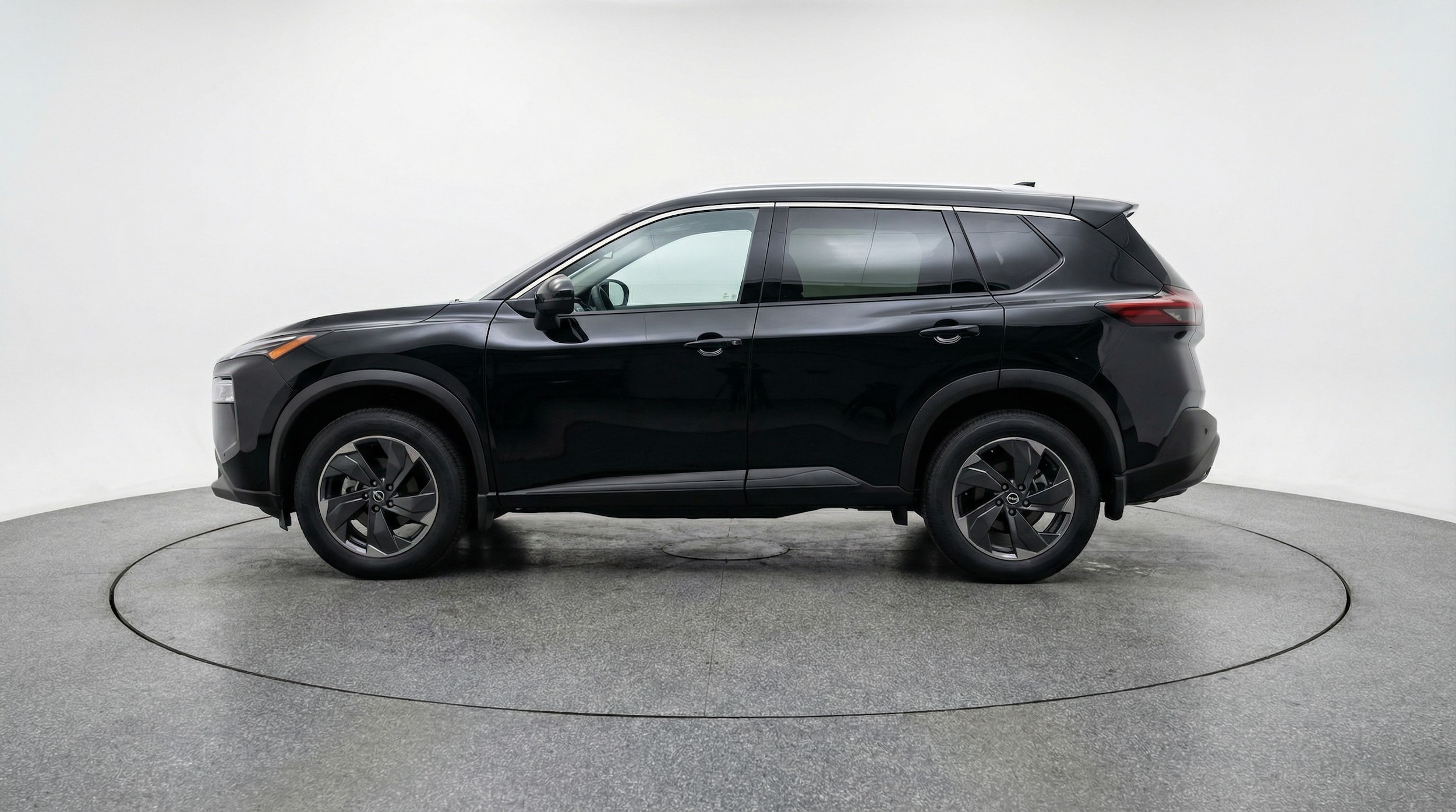 Thumbnail: 2025 Nissan Rogue - 4