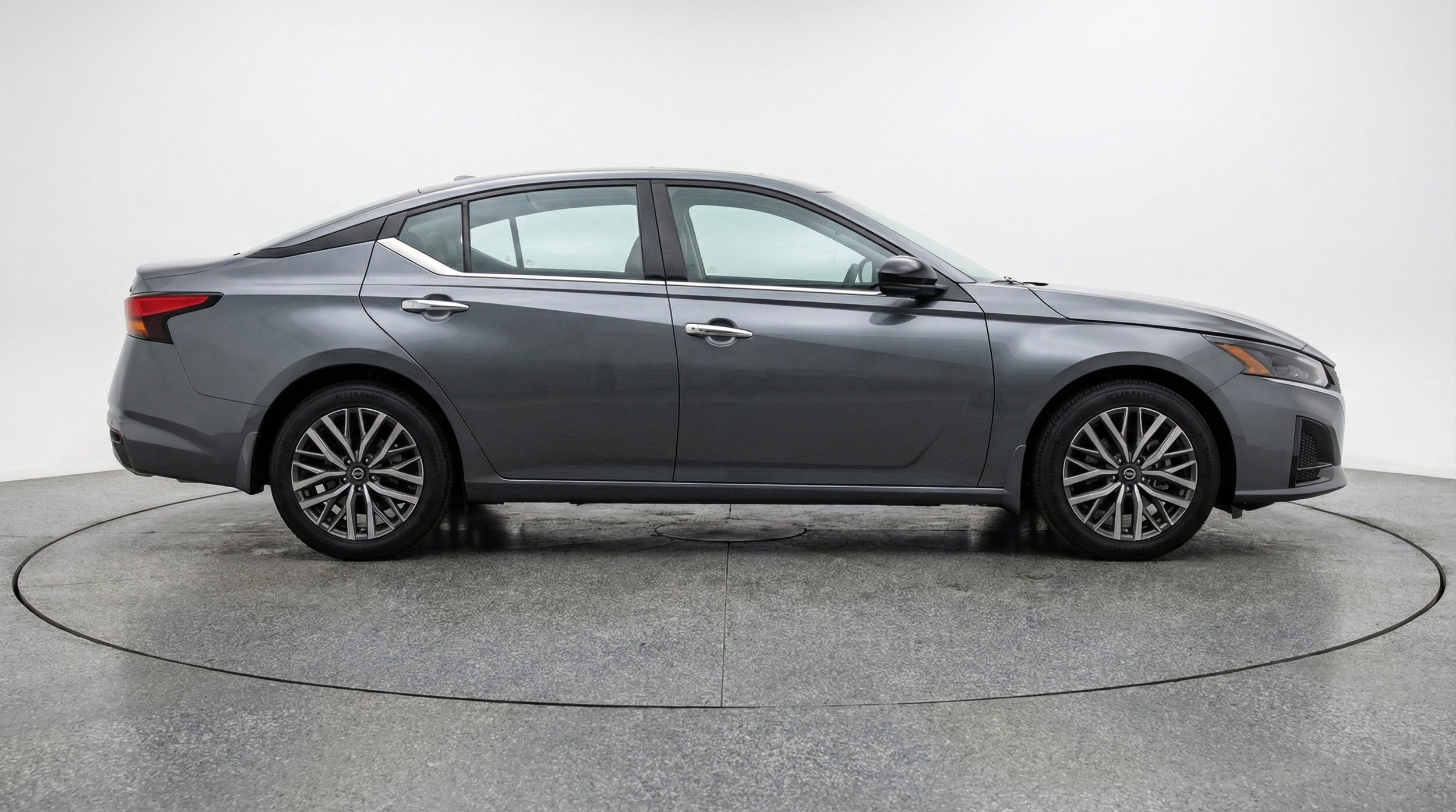 Thumbnail: 2025 Nissan Altima - 8