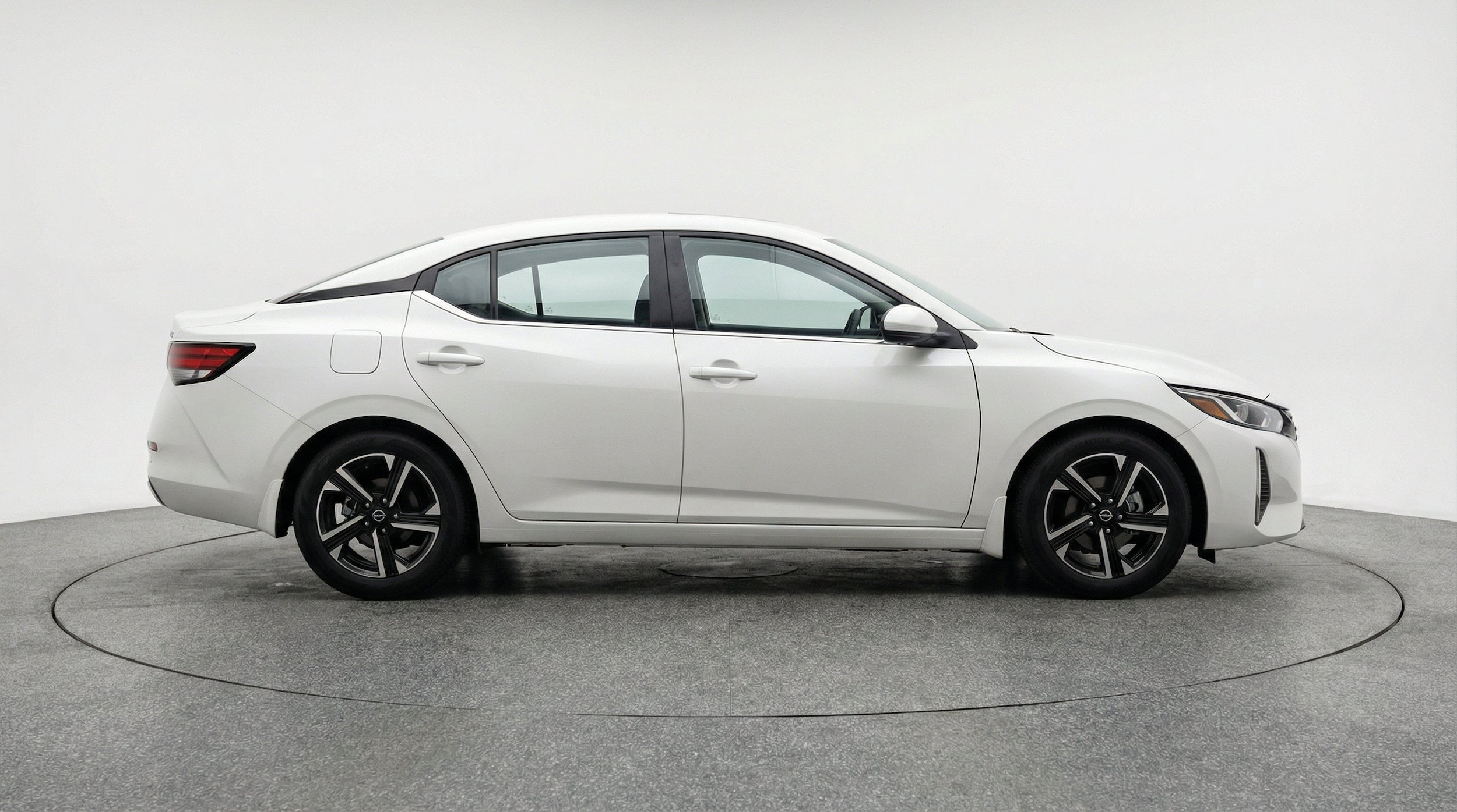 Thumbnail: 2025 Nissan Sentra - 11