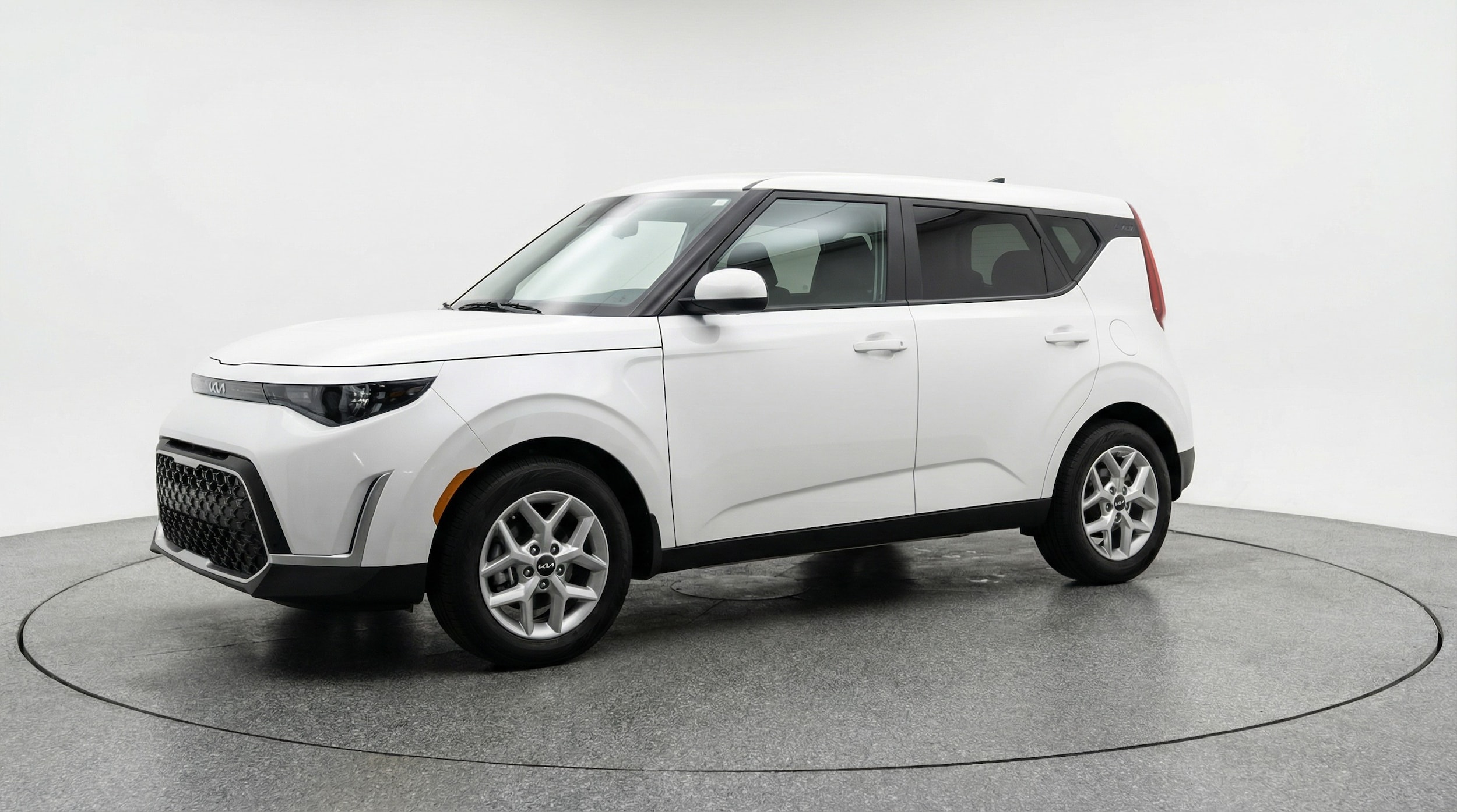 Thumbnail: 2025 Kia Soul - 3