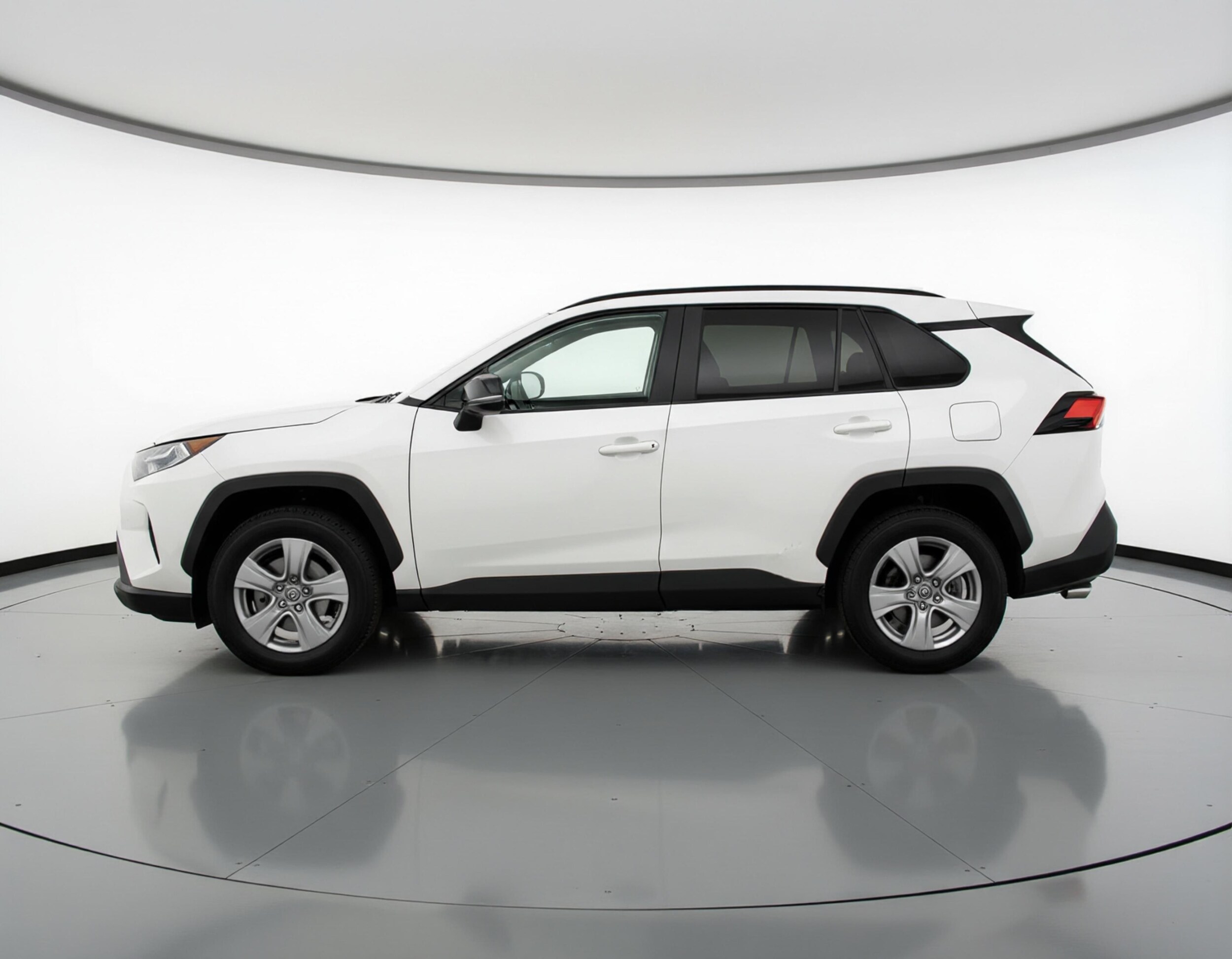 Thumbnail: 2025 Toyota RAV4 - 4