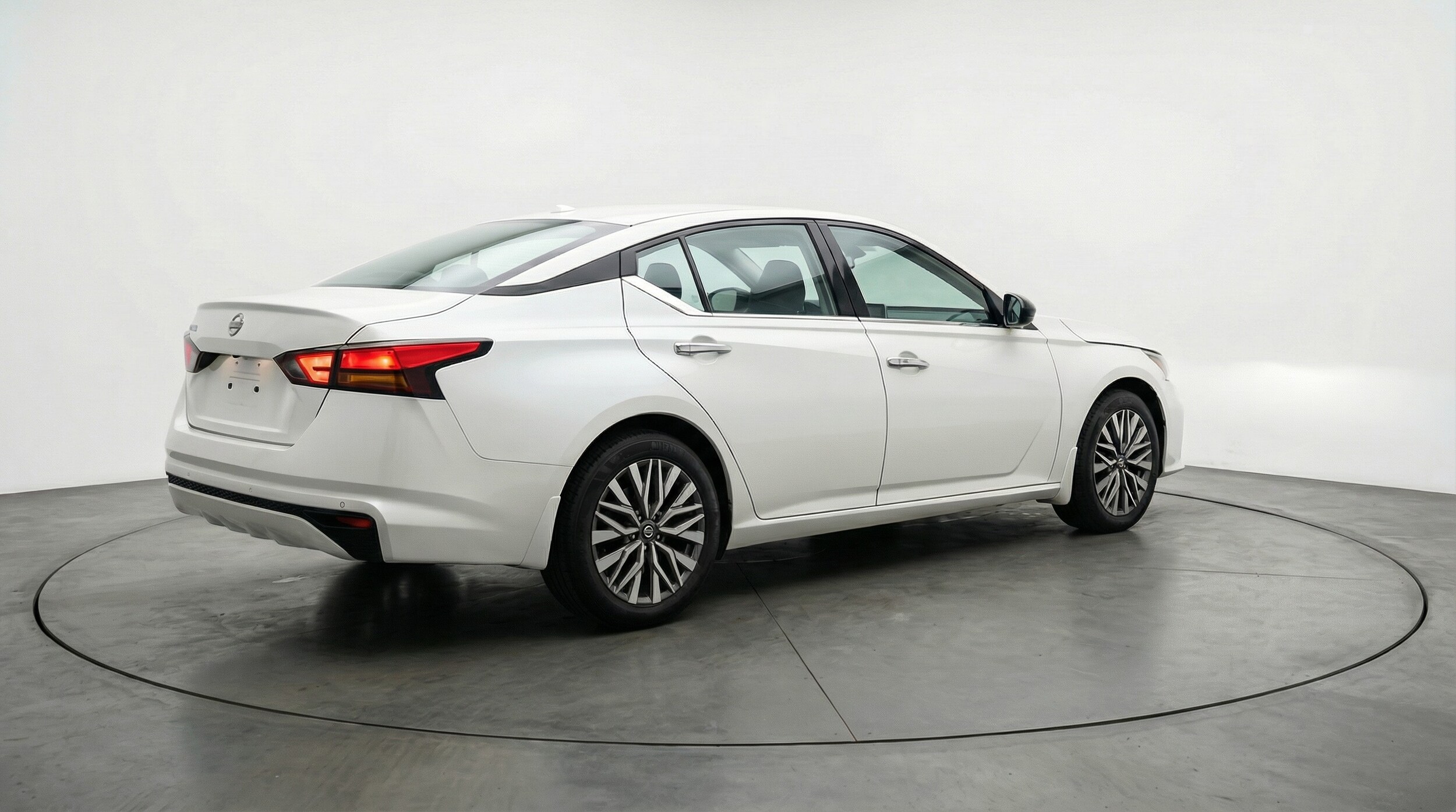 Thumbnail: 2025 Nissan Altima - 7