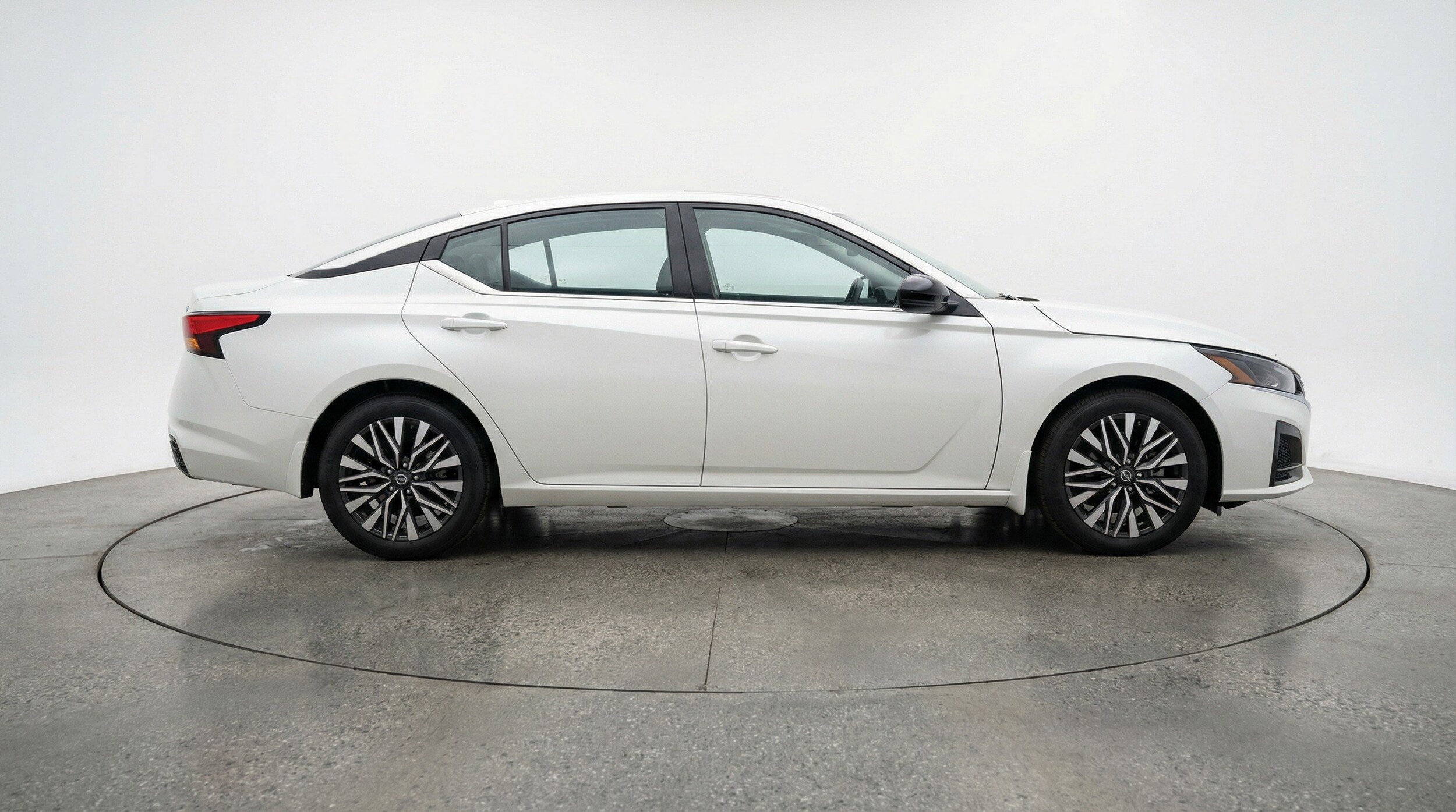 Thumbnail: 2025 Nissan Altima - 11