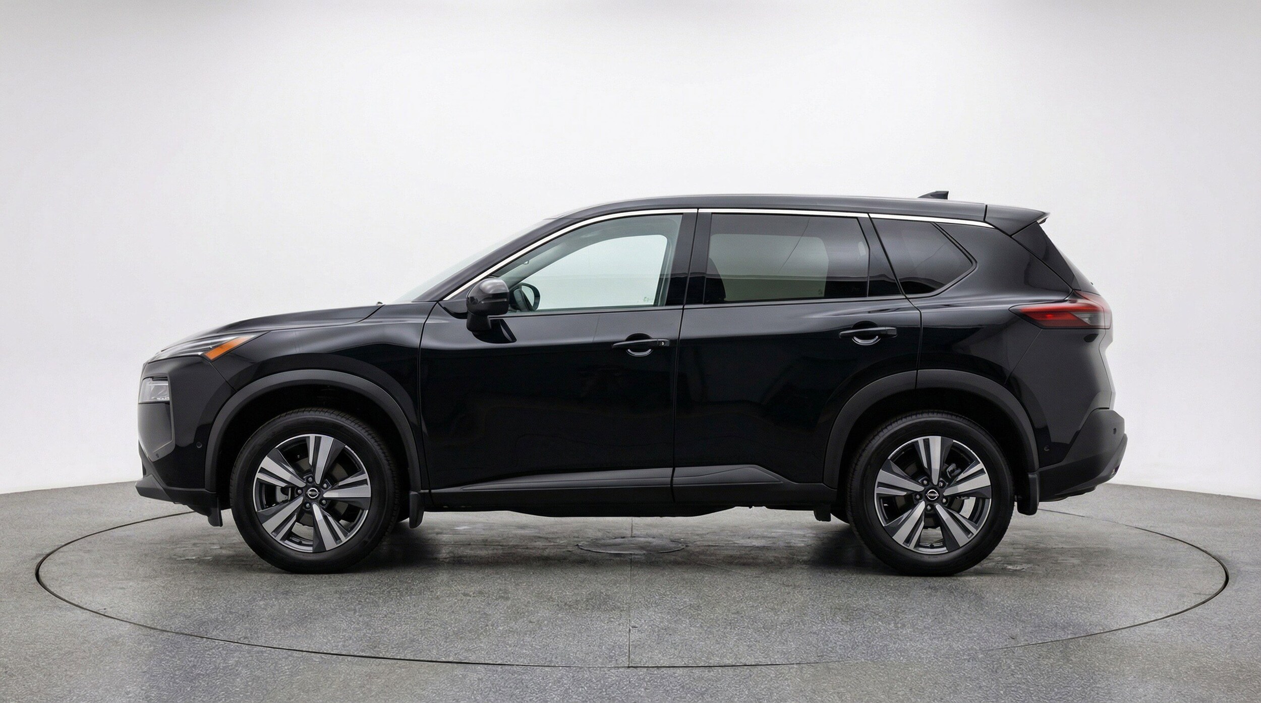 Thumbnail: 2025 Nissan Rogue - 5