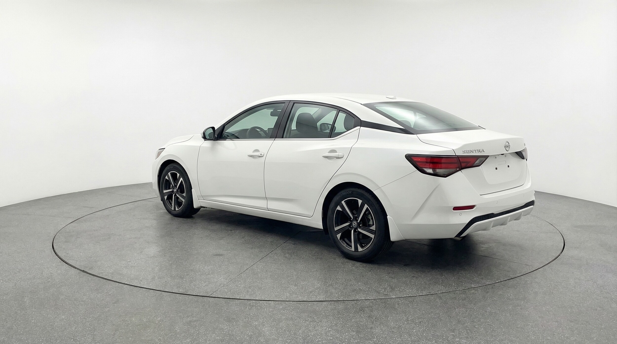 Thumbnail: 2025 Nissan Sentra - 5