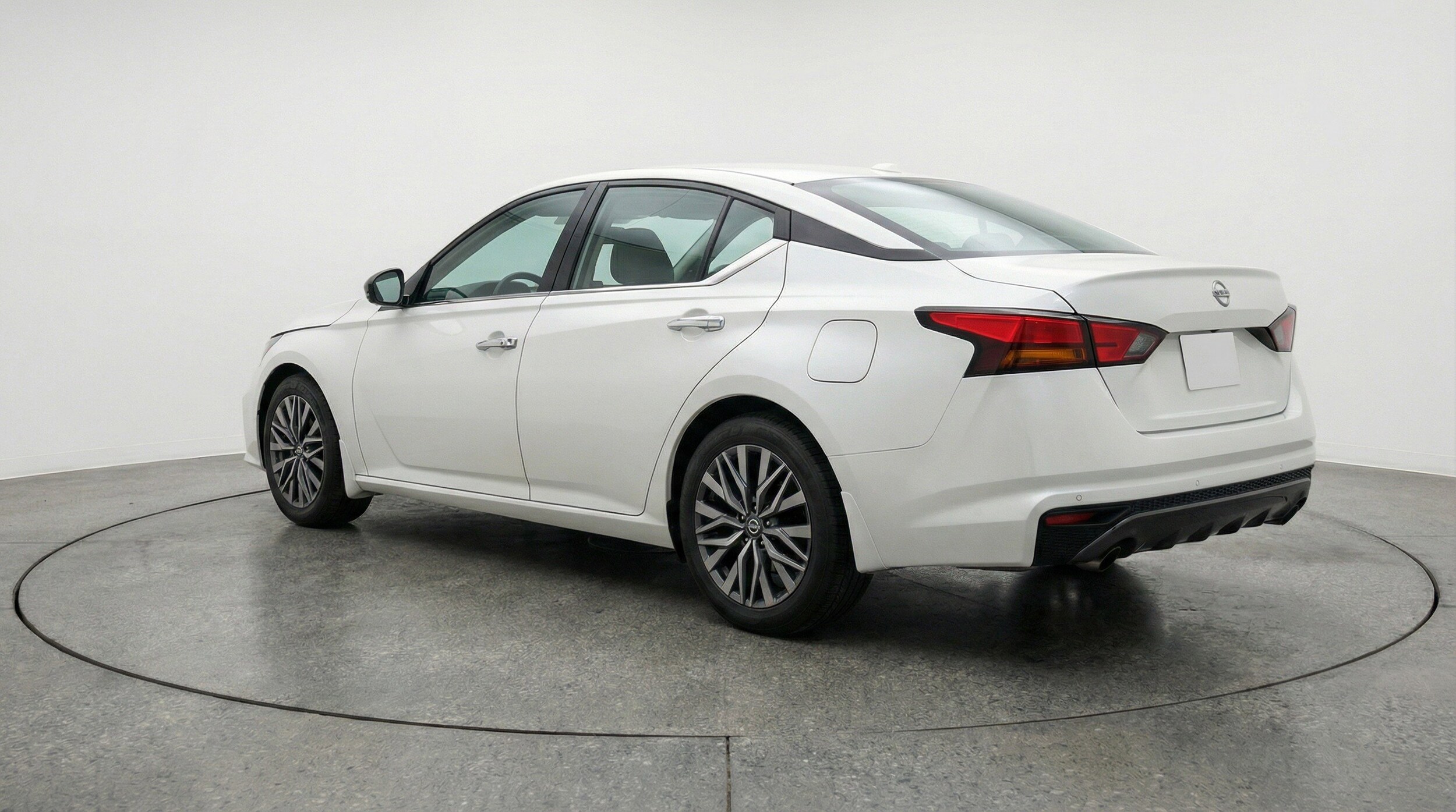 Thumbnail: 2025 Nissan Altima - 6