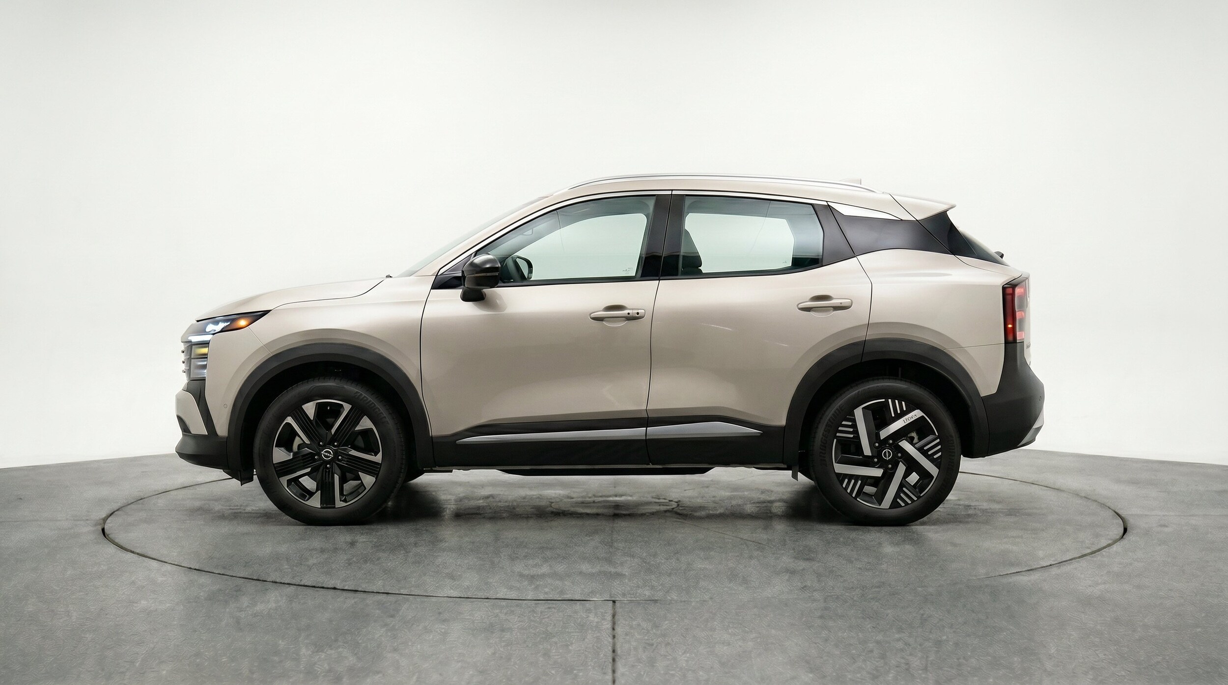 Thumbnail: 2026 Nissan Kicks - 5
