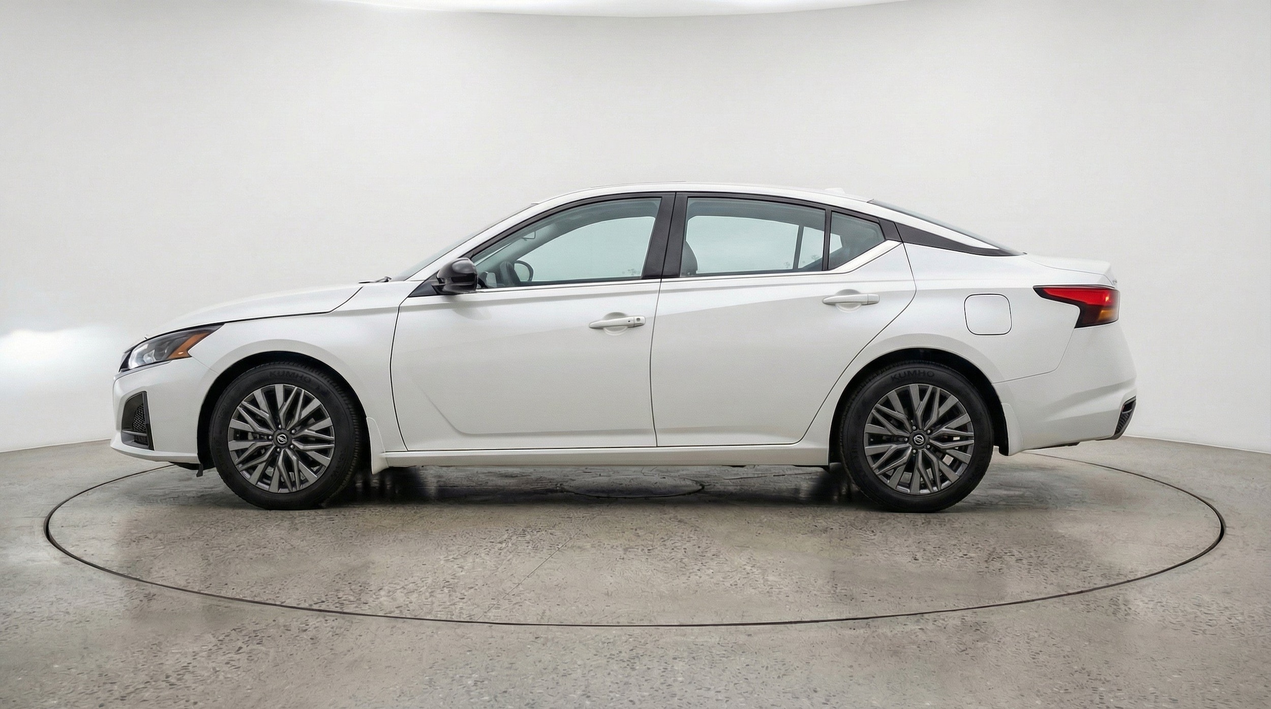 Thumbnail: 2026 Nissan Altima - 5