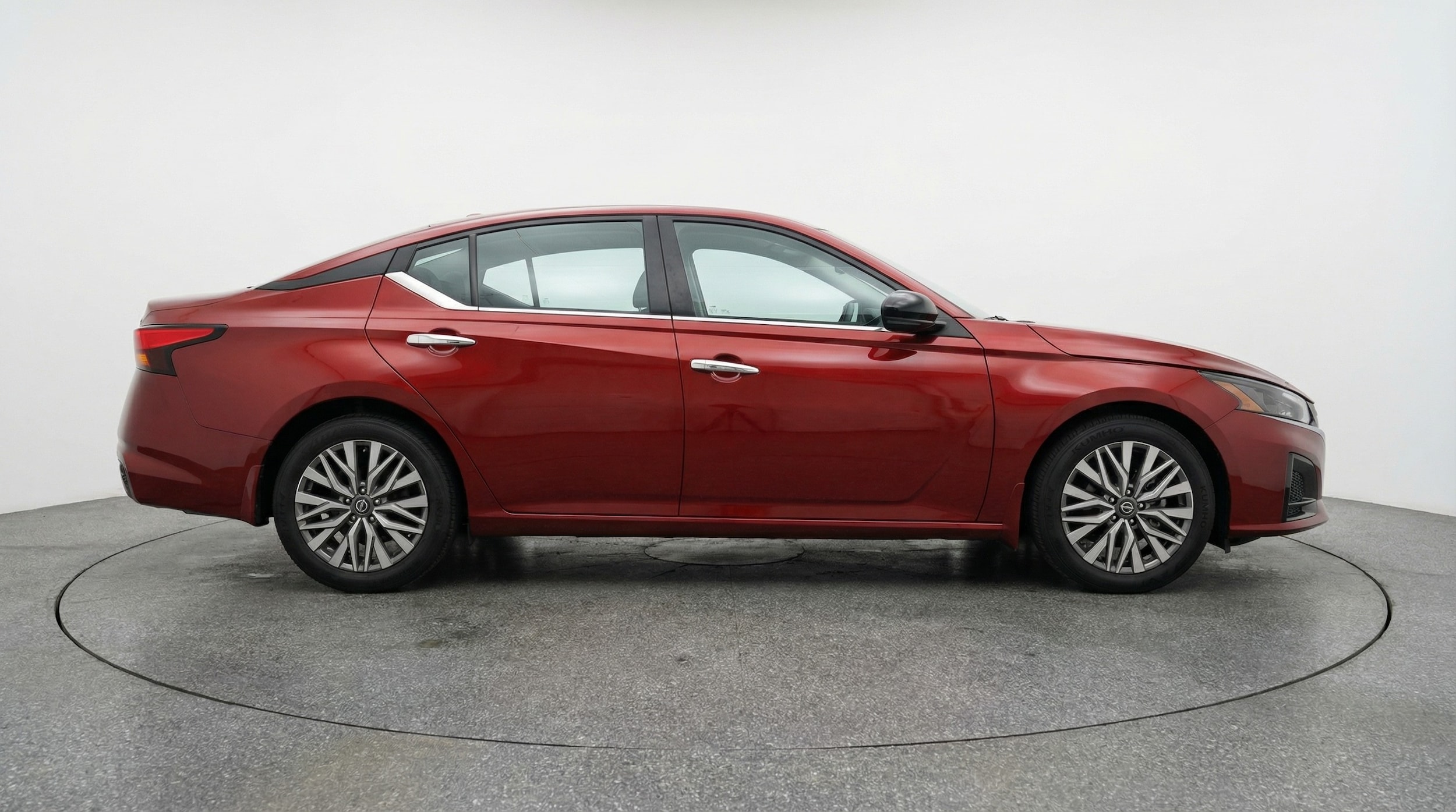 Thumbnail: 2025 Nissan Altima - 8