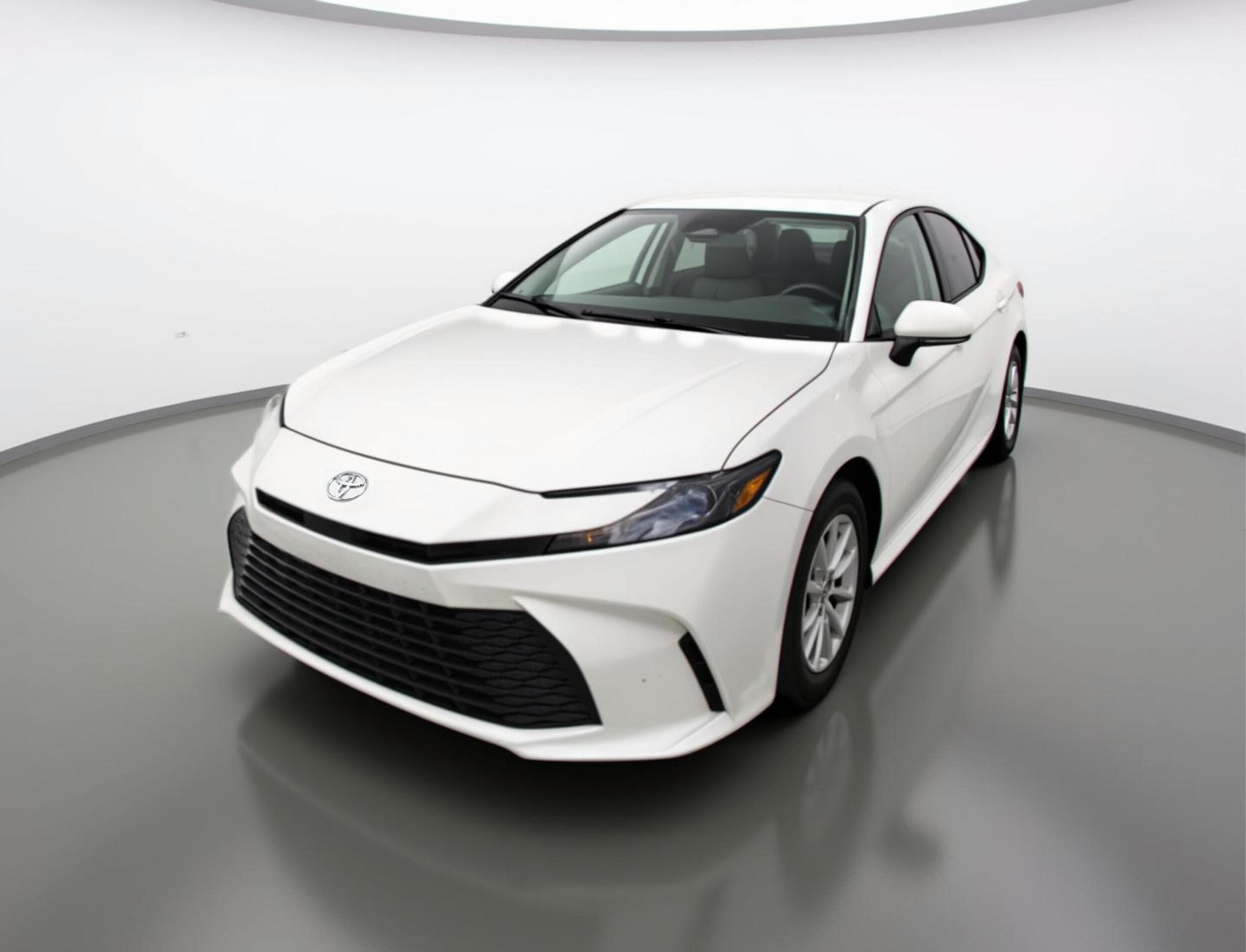 Thumbnail: 2025 Toyota Camry - 3