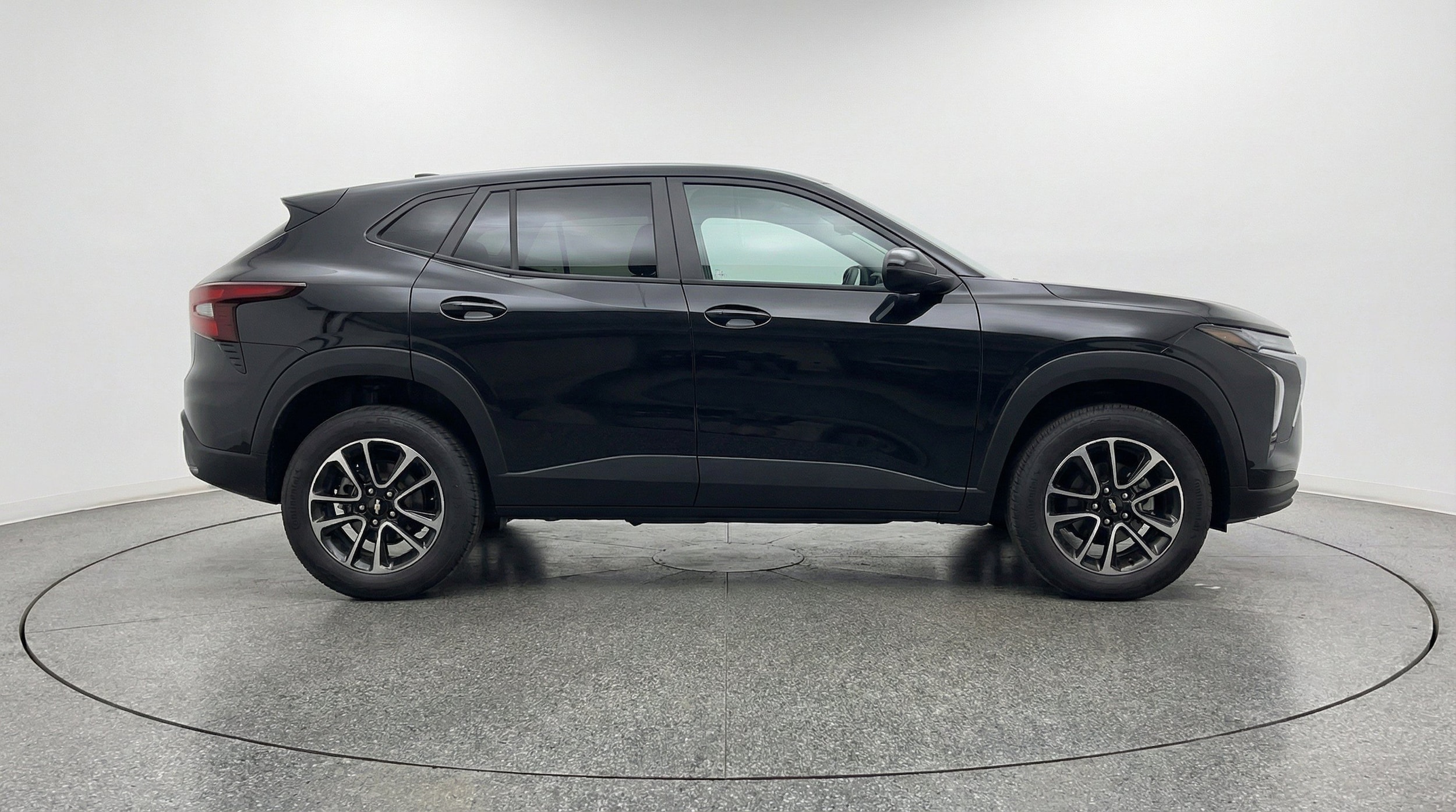 Thumbnail: 2025 Chevrolet TrailBlazer - 11
