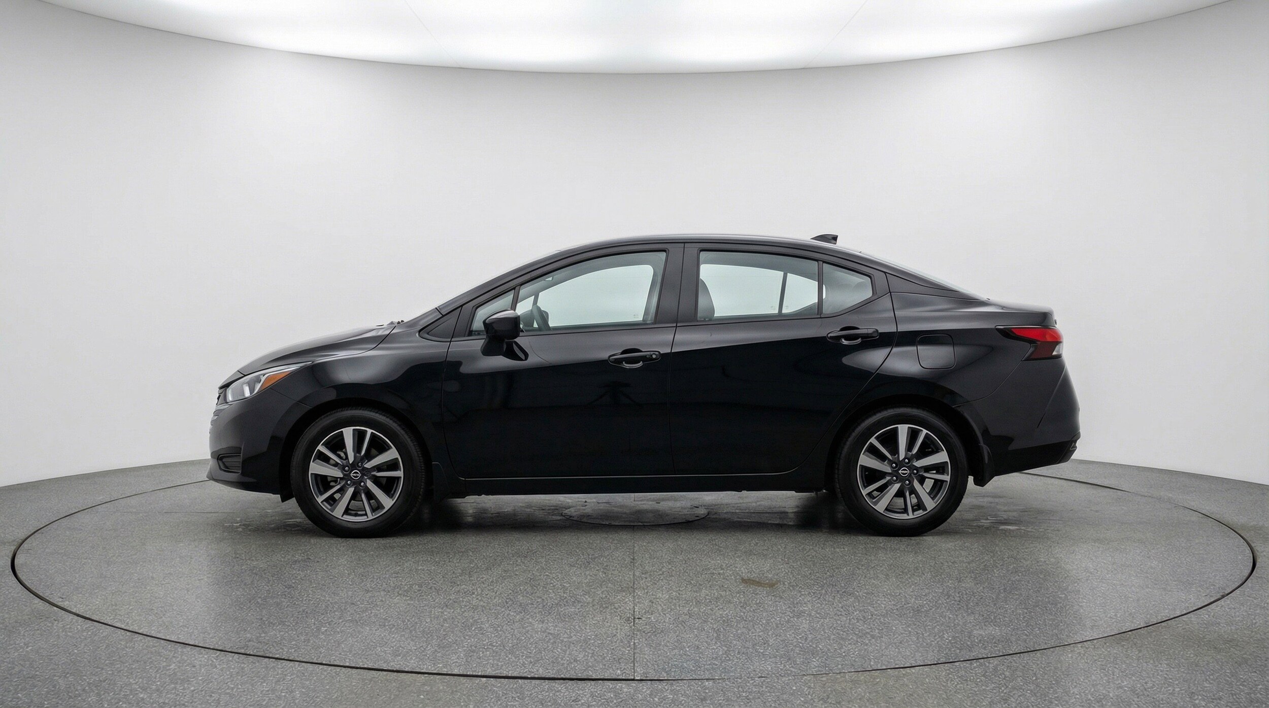 Thumbnail: 2025 Nissan Versa - 5