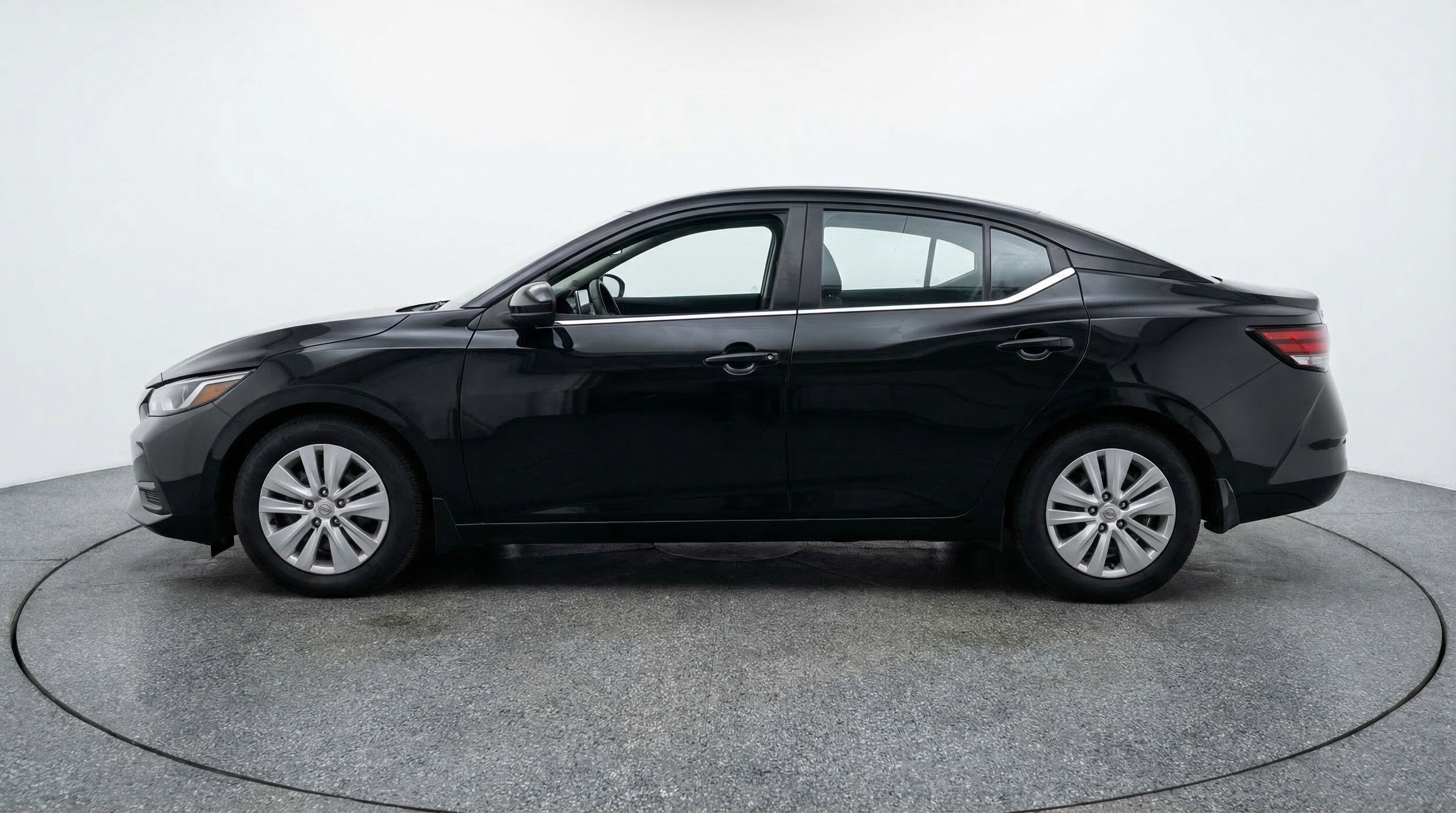 Thumbnail: 2025 Nissan Sentra - 5