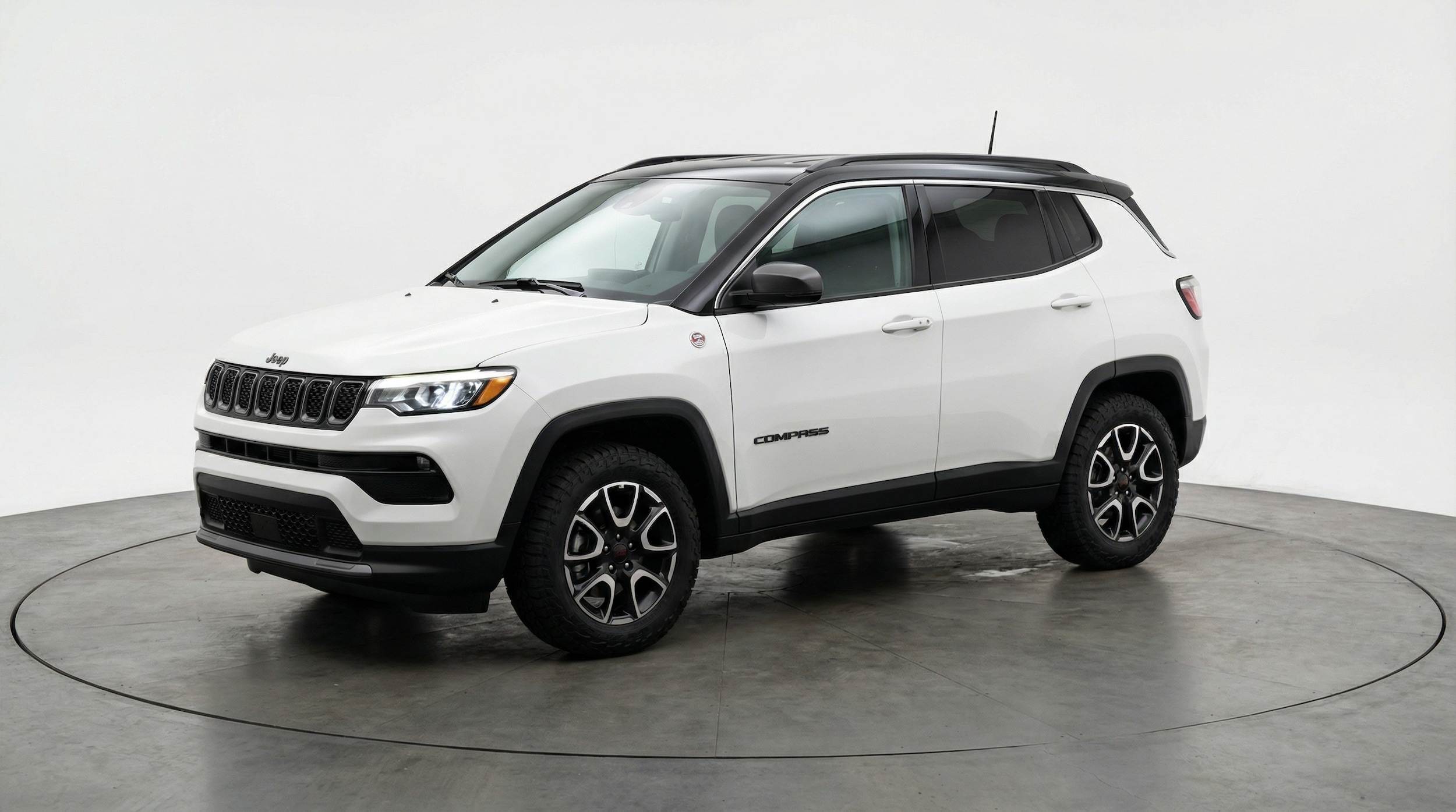 Thumbnail: 2025 Jeep Compass - 3