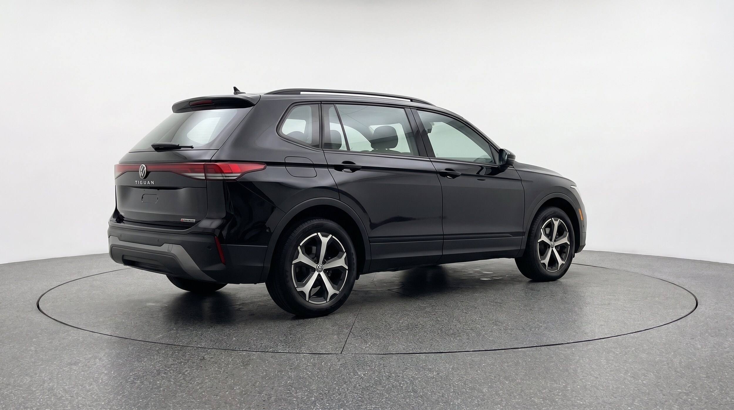 Thumbnail: 2026 Volkswagen Tiguan - 9