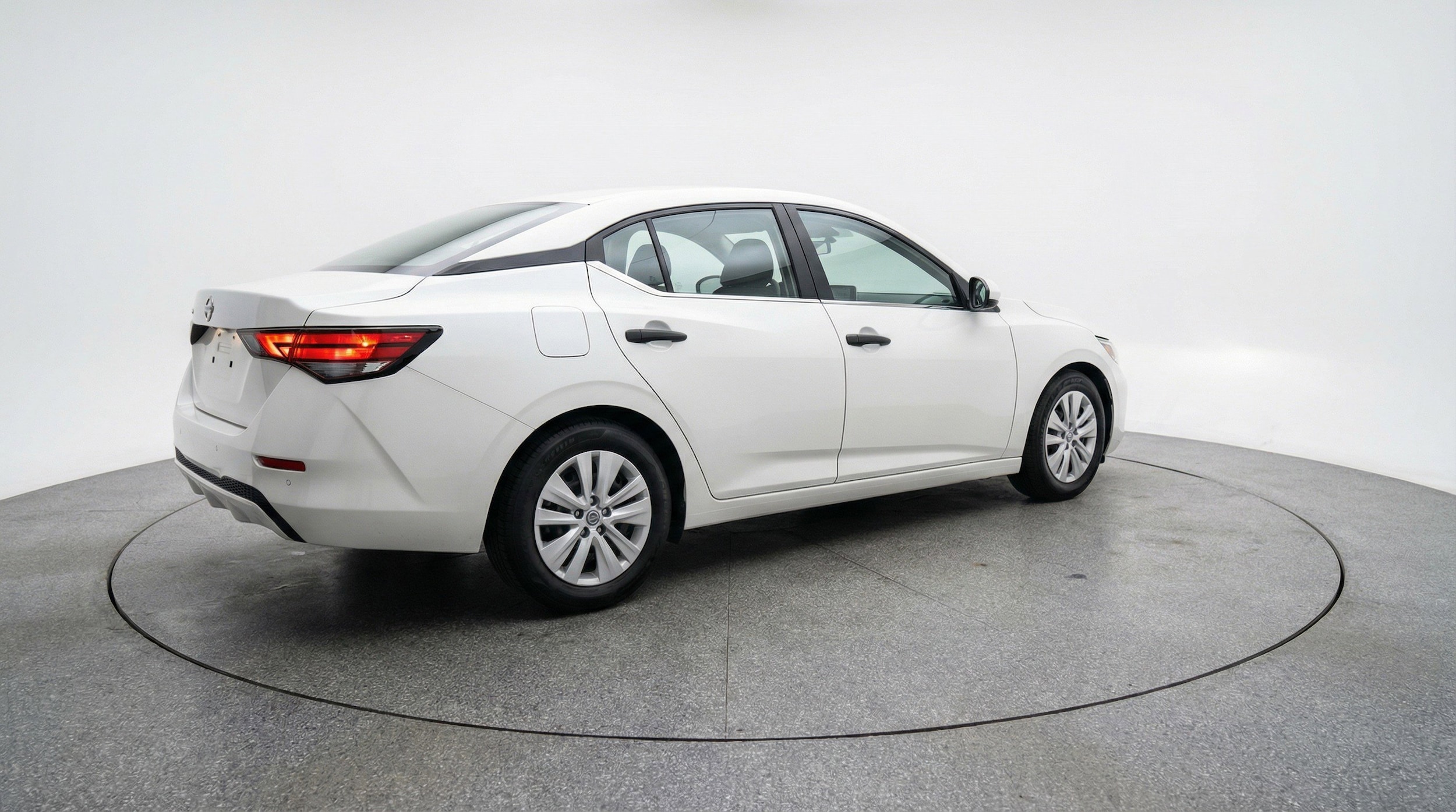 Thumbnail: 2025 Nissan Sentra - 9