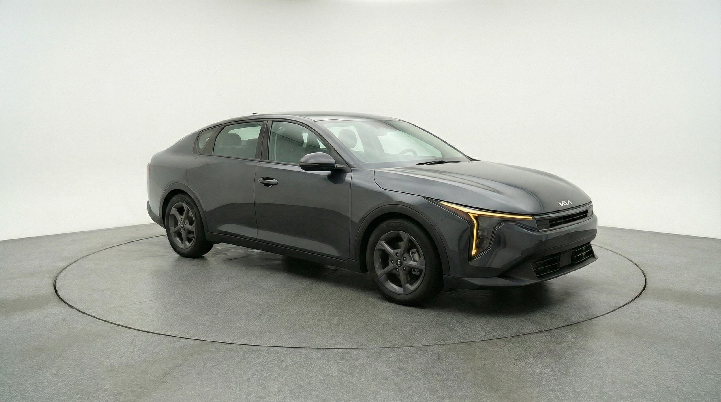 Thumbnail: 2025 Kia K4 - 1