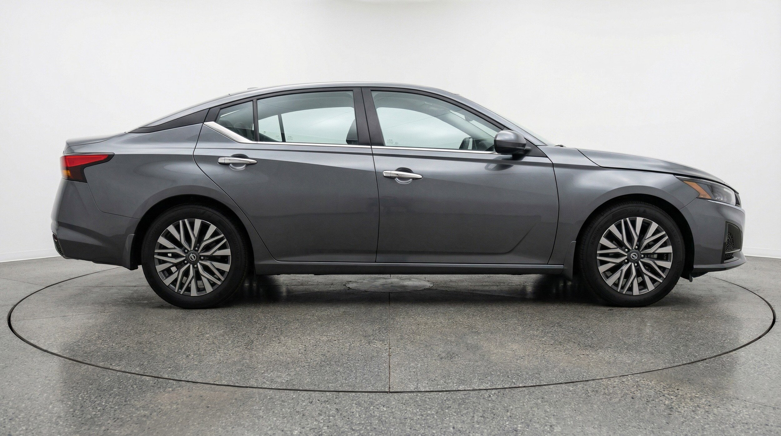 Thumbnail: 2025 Nissan Altima - 11