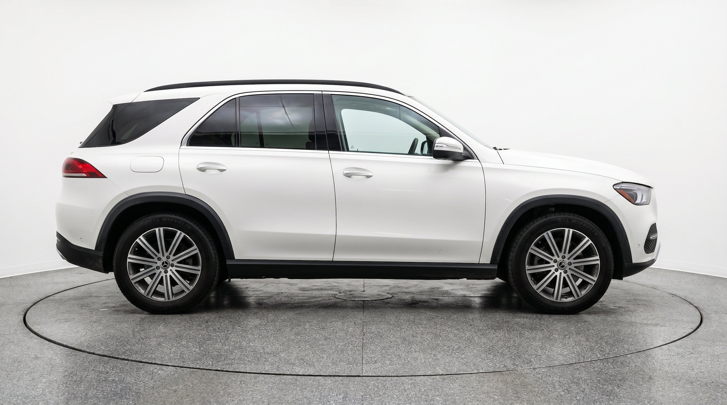 Thumbnail: 2026 Mercedes-Benz GLE - 11