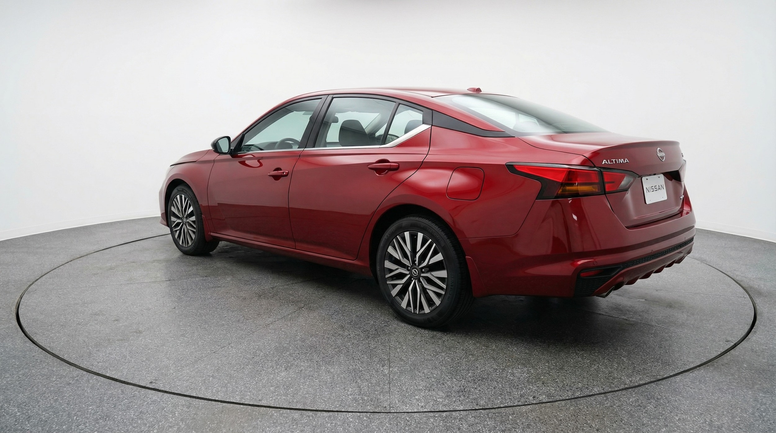 Thumbnail: 2025 Nissan Altima - 5