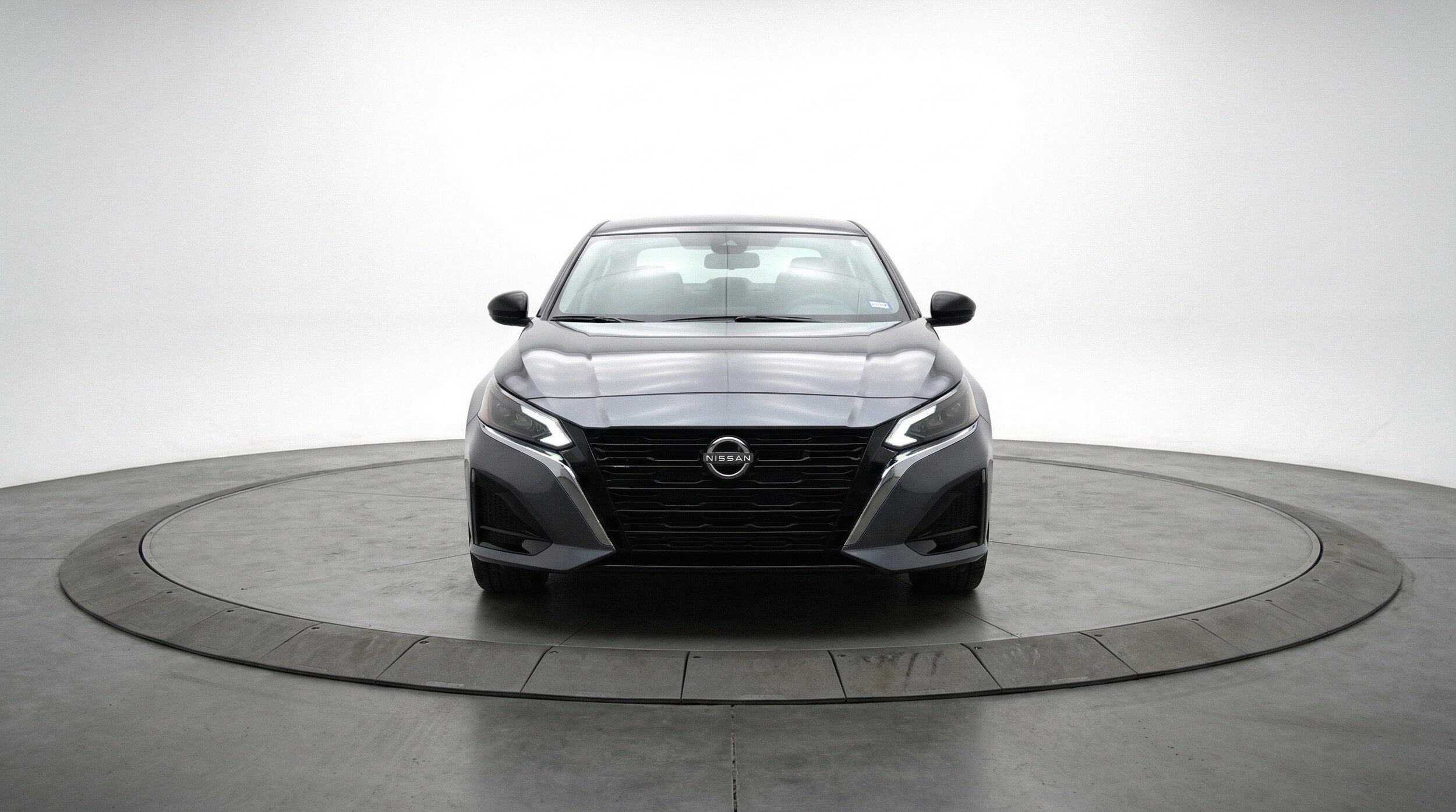 Thumbnail: 2025 Nissan Altima - 2