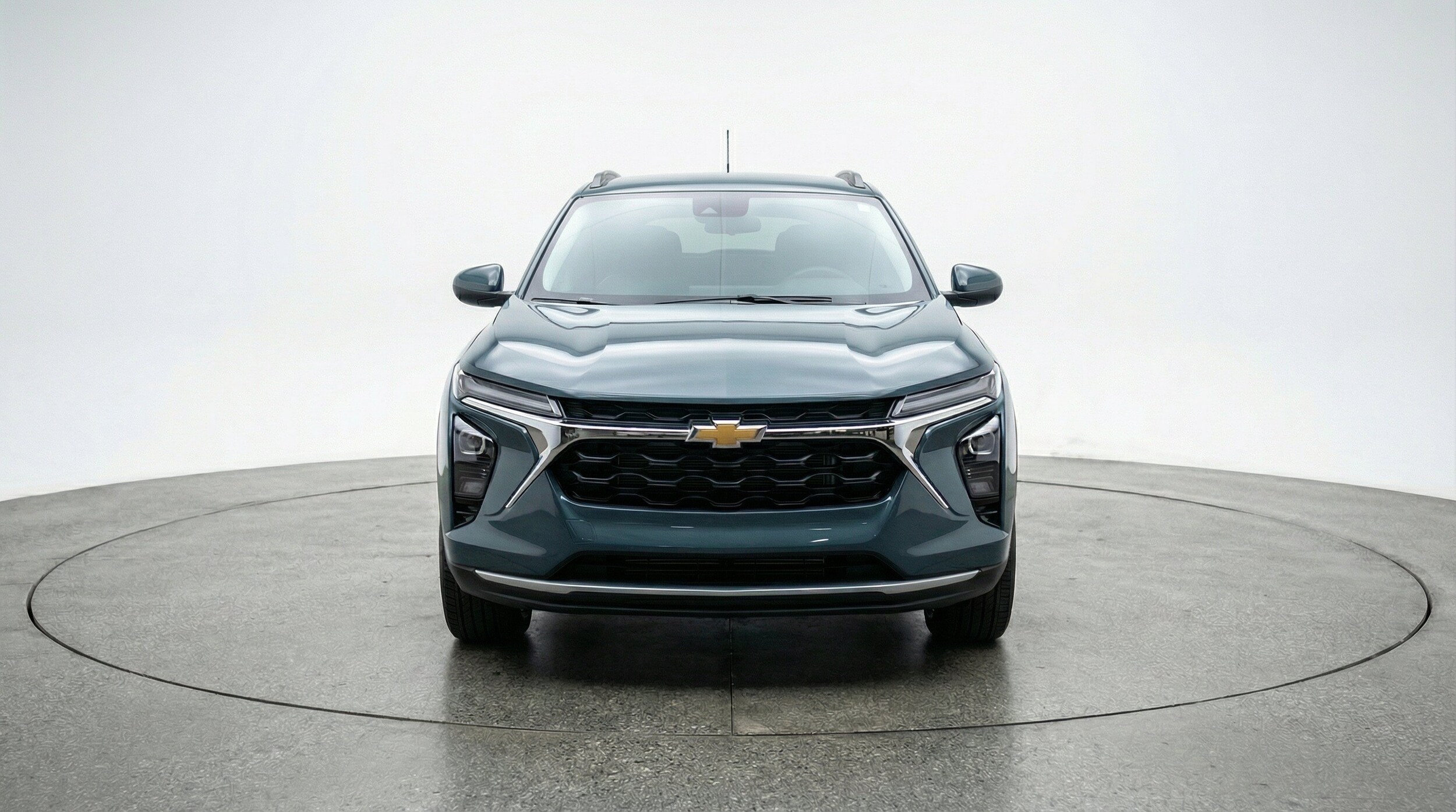 Thumbnail: 2025 Chevrolet Trax - 2