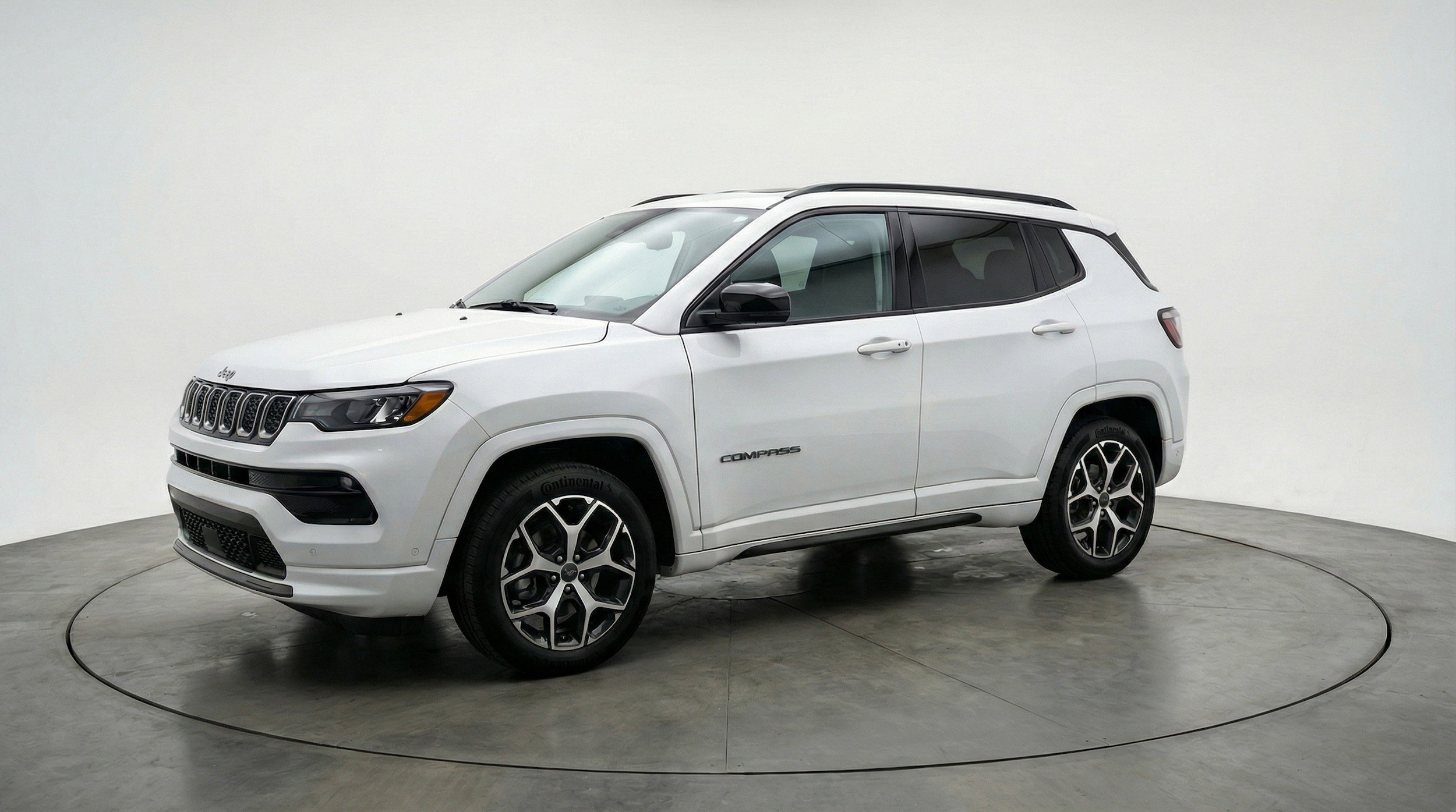 Thumbnail: 2025 Jeep Compass - 3