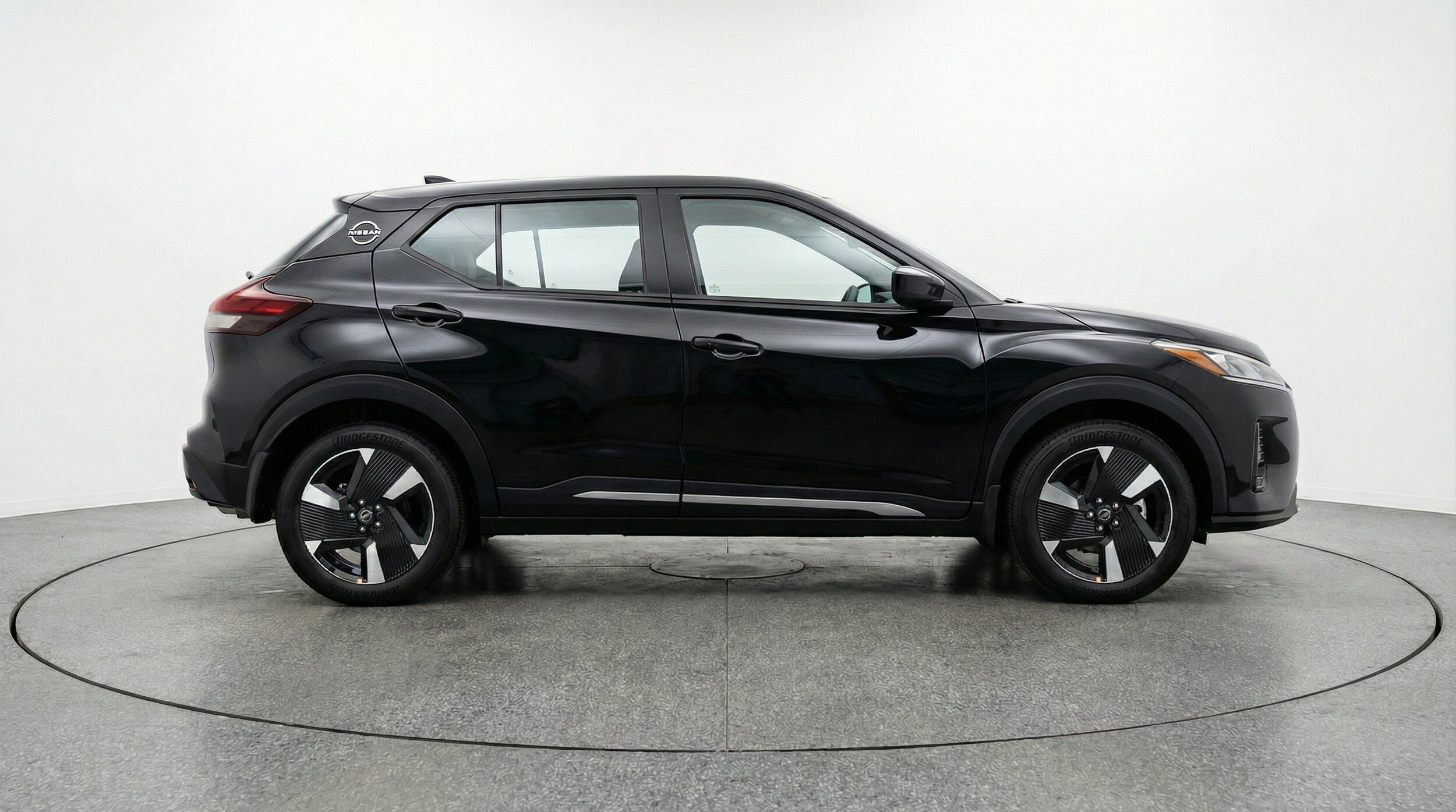 Thumbnail: 2026 Nissan Kicks - 11
