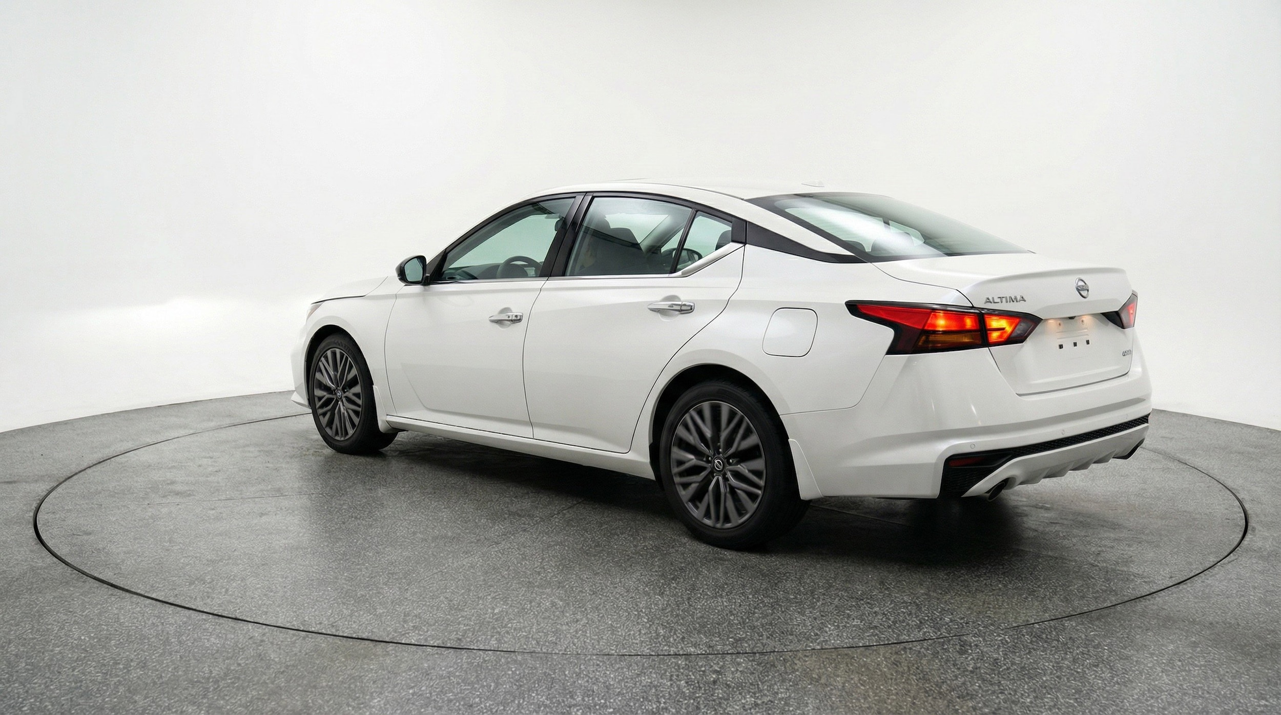 Thumbnail: 2025 Nissan Altima - 6