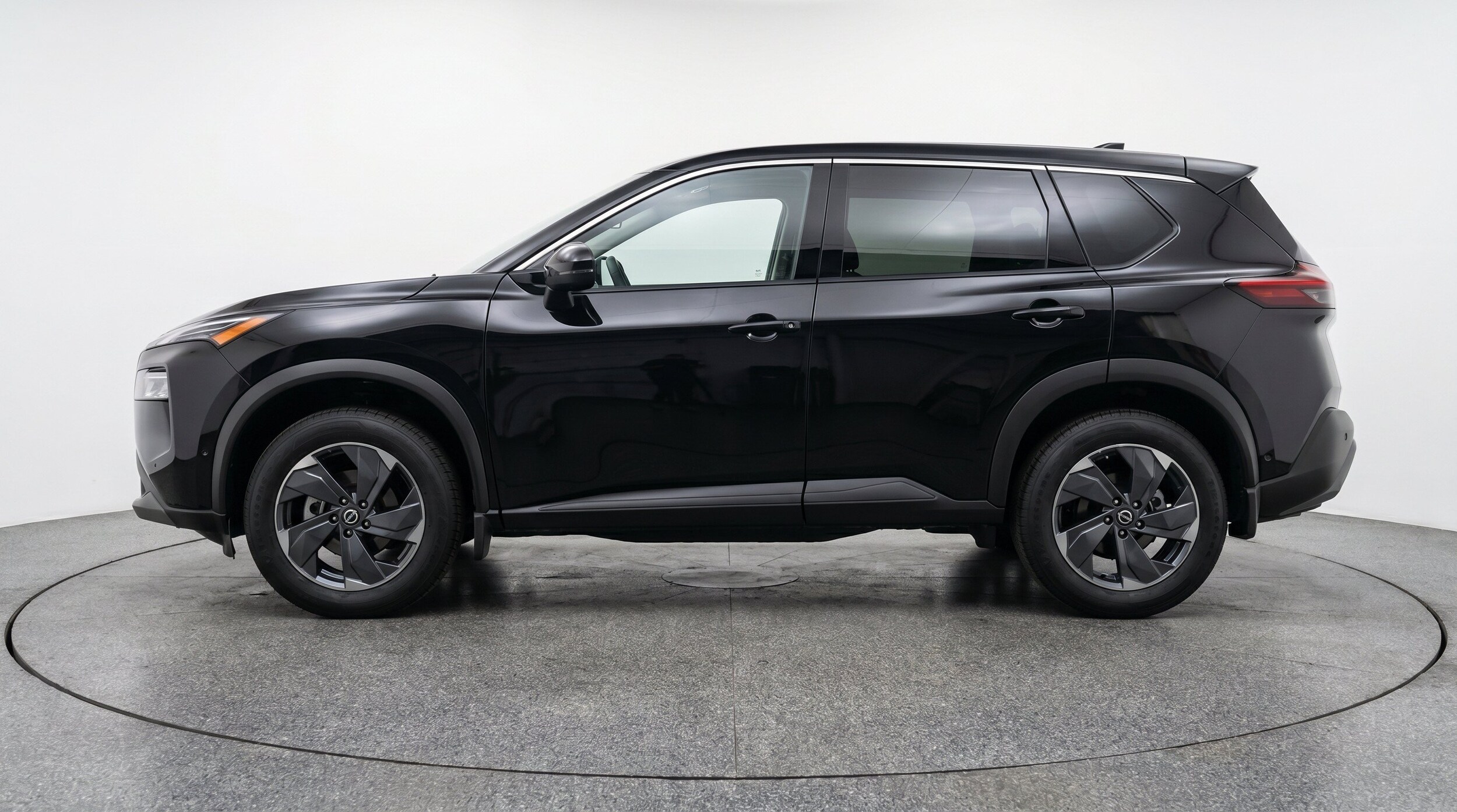 Thumbnail: 2025 Nissan Rogue - 5