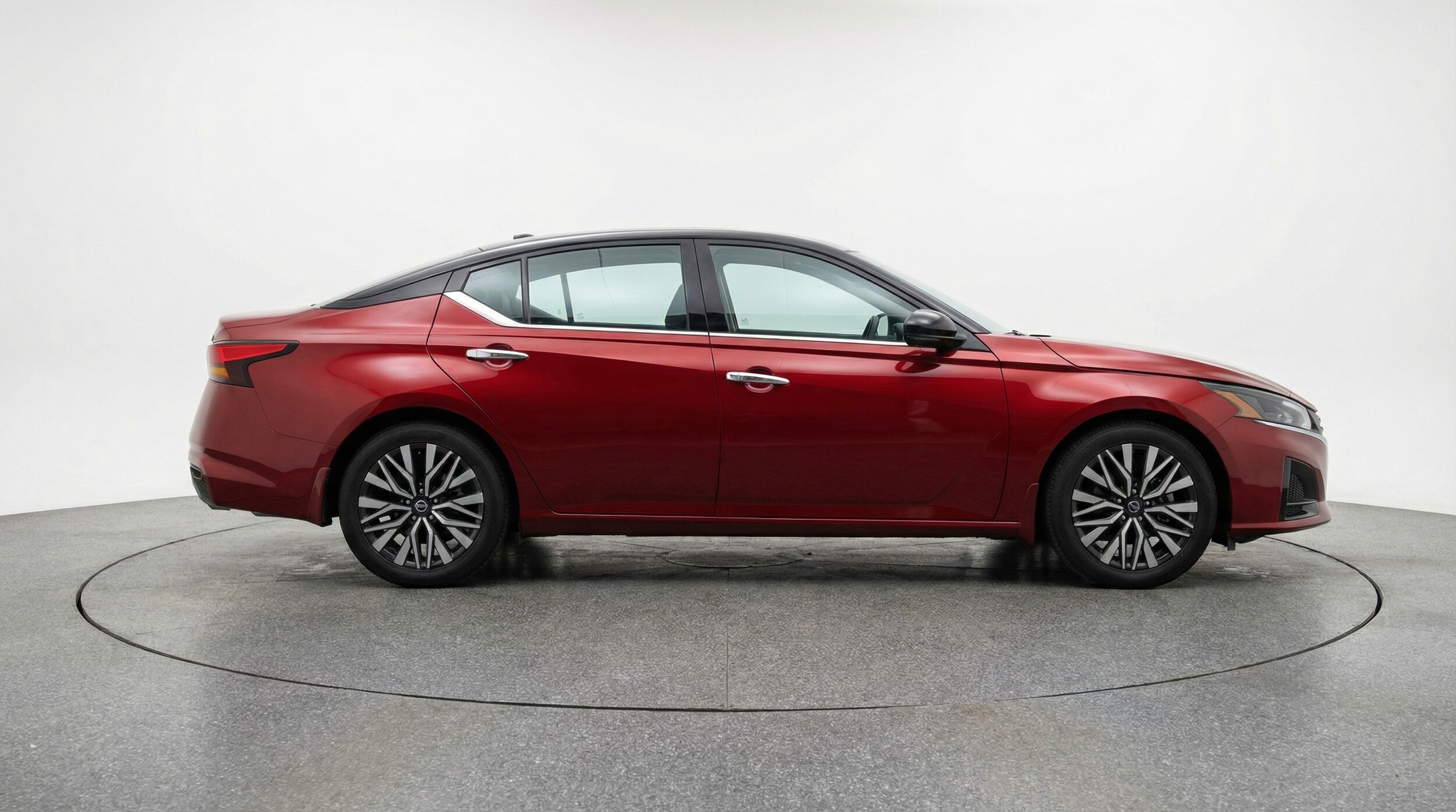 Thumbnail: 2025 Nissan Altima - 8