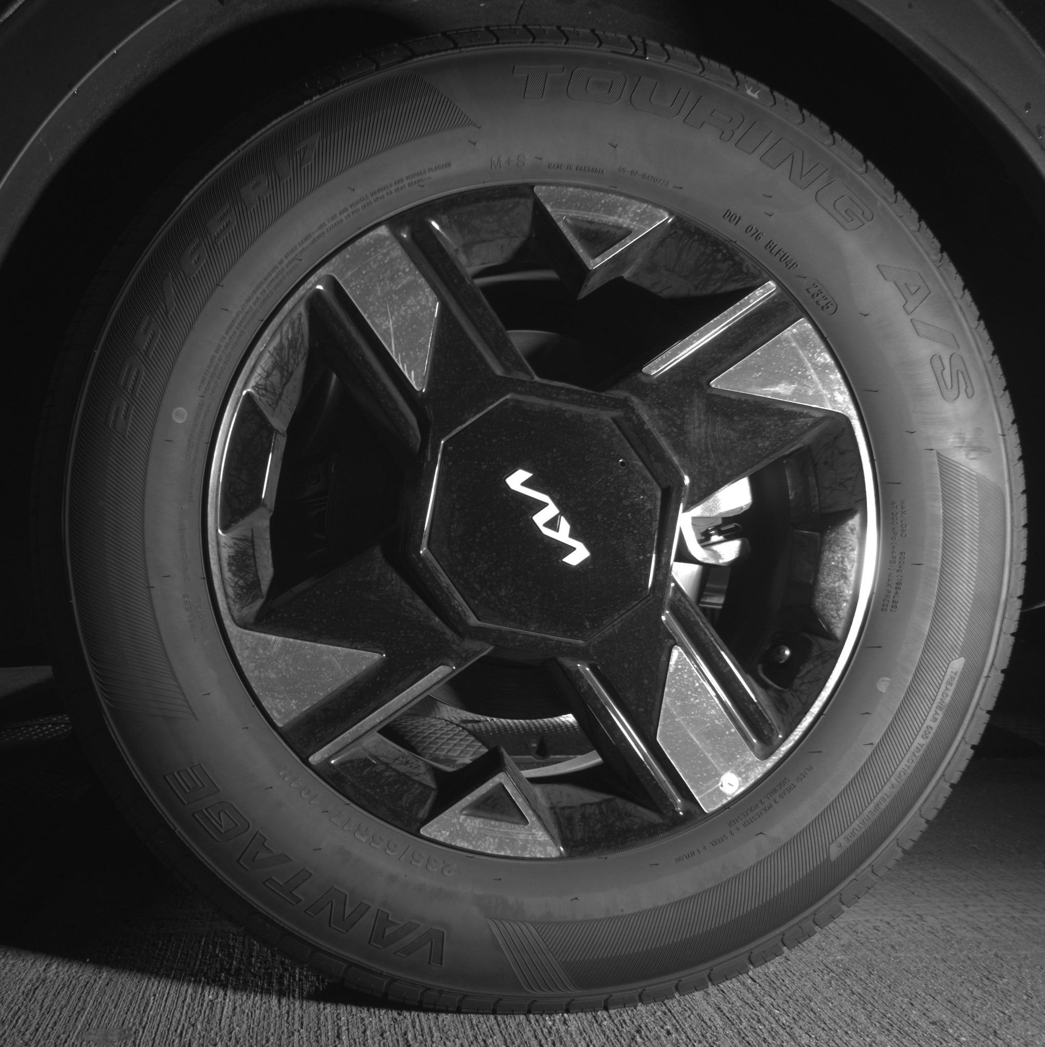 Thumbnail: 2026 Kia Sportage - 14