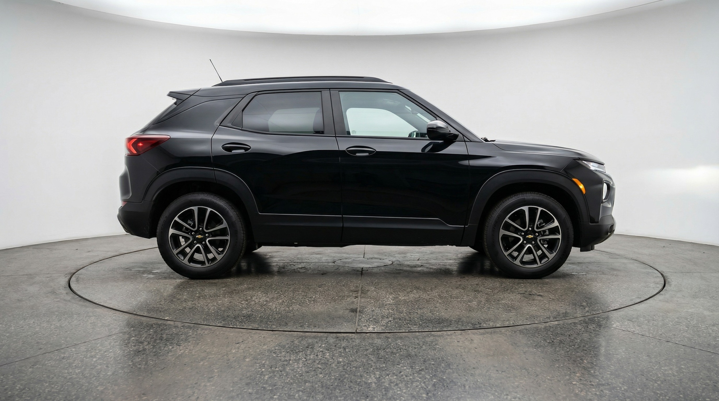 Thumbnail: 2025 Chevrolet TrailBlazer - 8