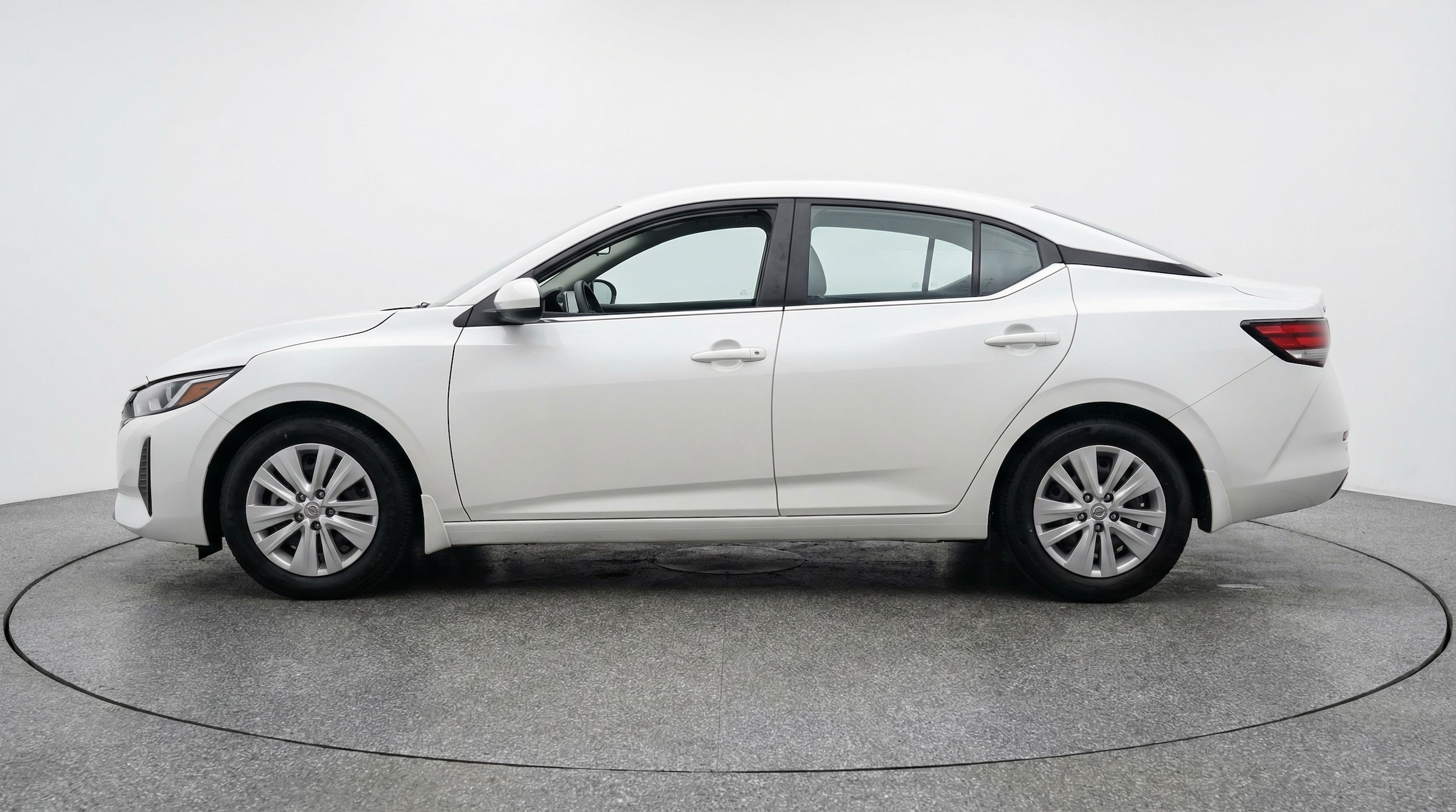 Thumbnail: 2025 Nissan Sentra - 4