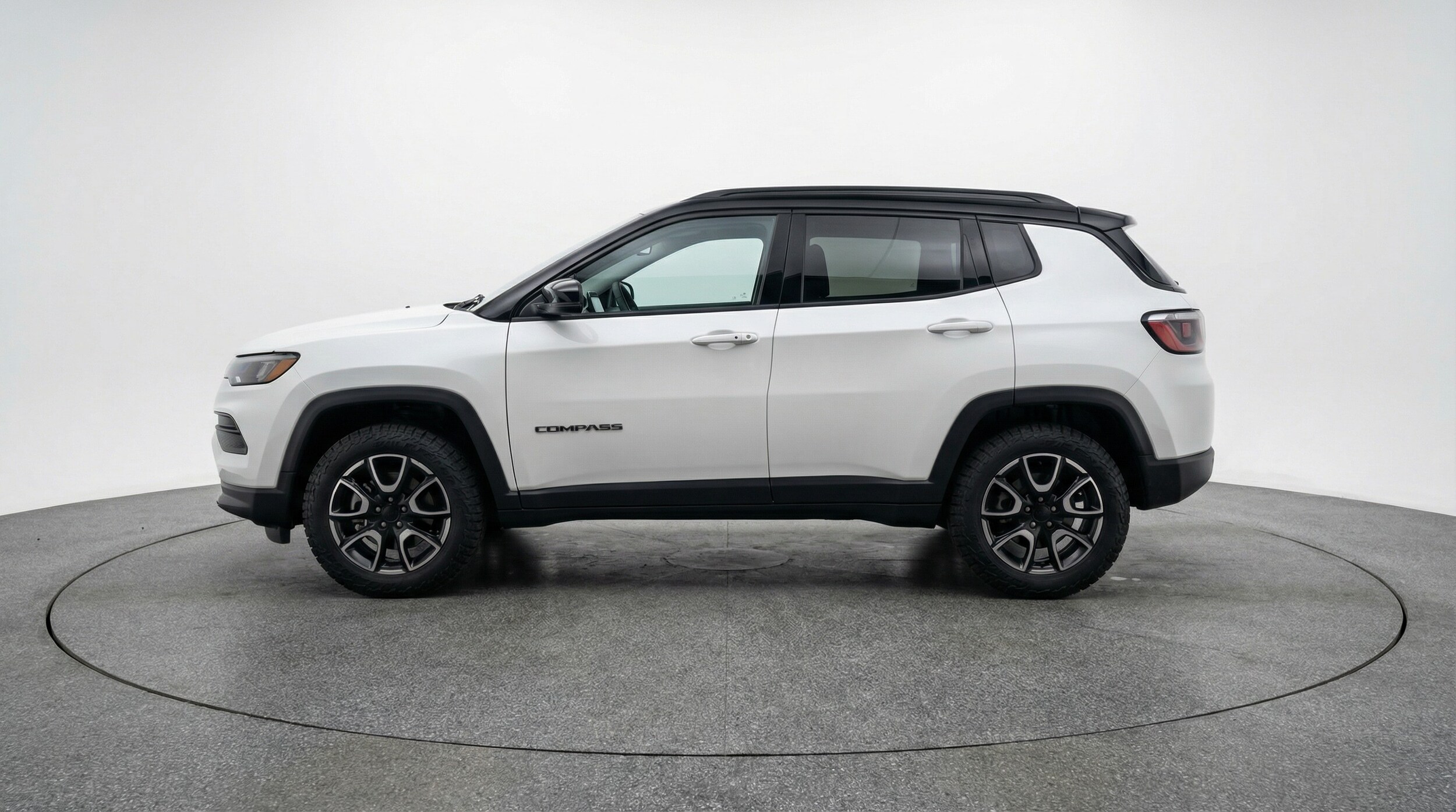 Thumbnail: 2025 Jeep Compass - 4