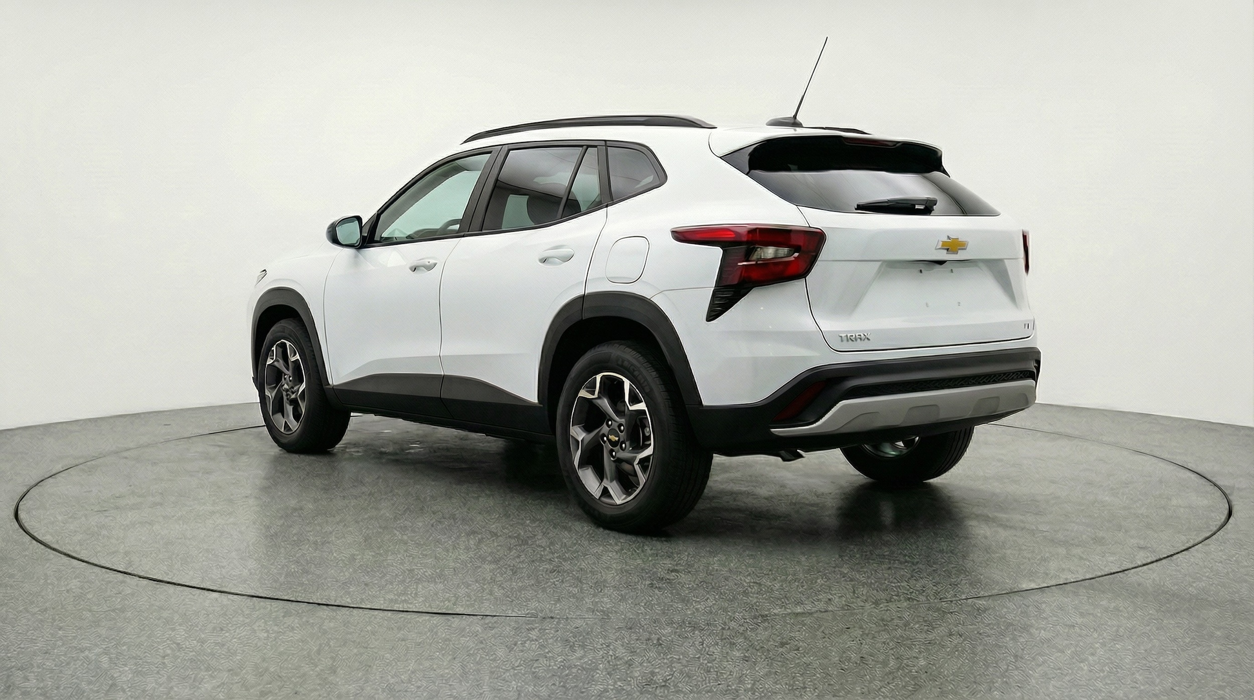 Thumbnail: 2025 Chevrolet Trax - 5