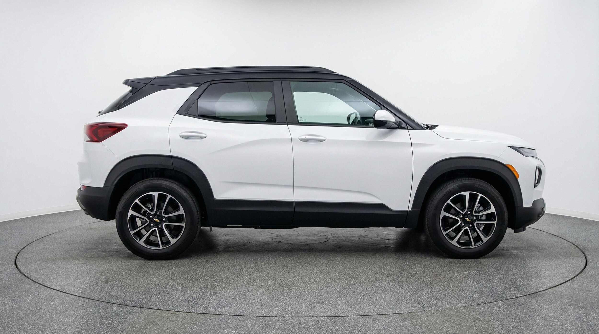 Thumbnail: 2025 Chevrolet TrailBlazer - 11