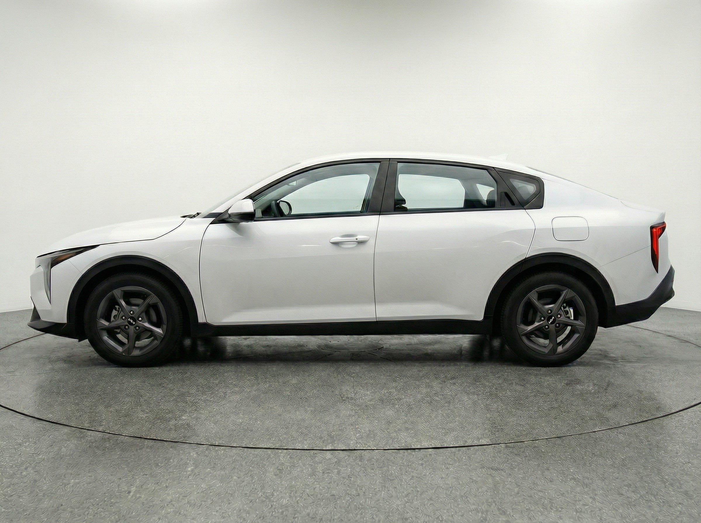 Thumbnail: 2025 Kia K4 - 4