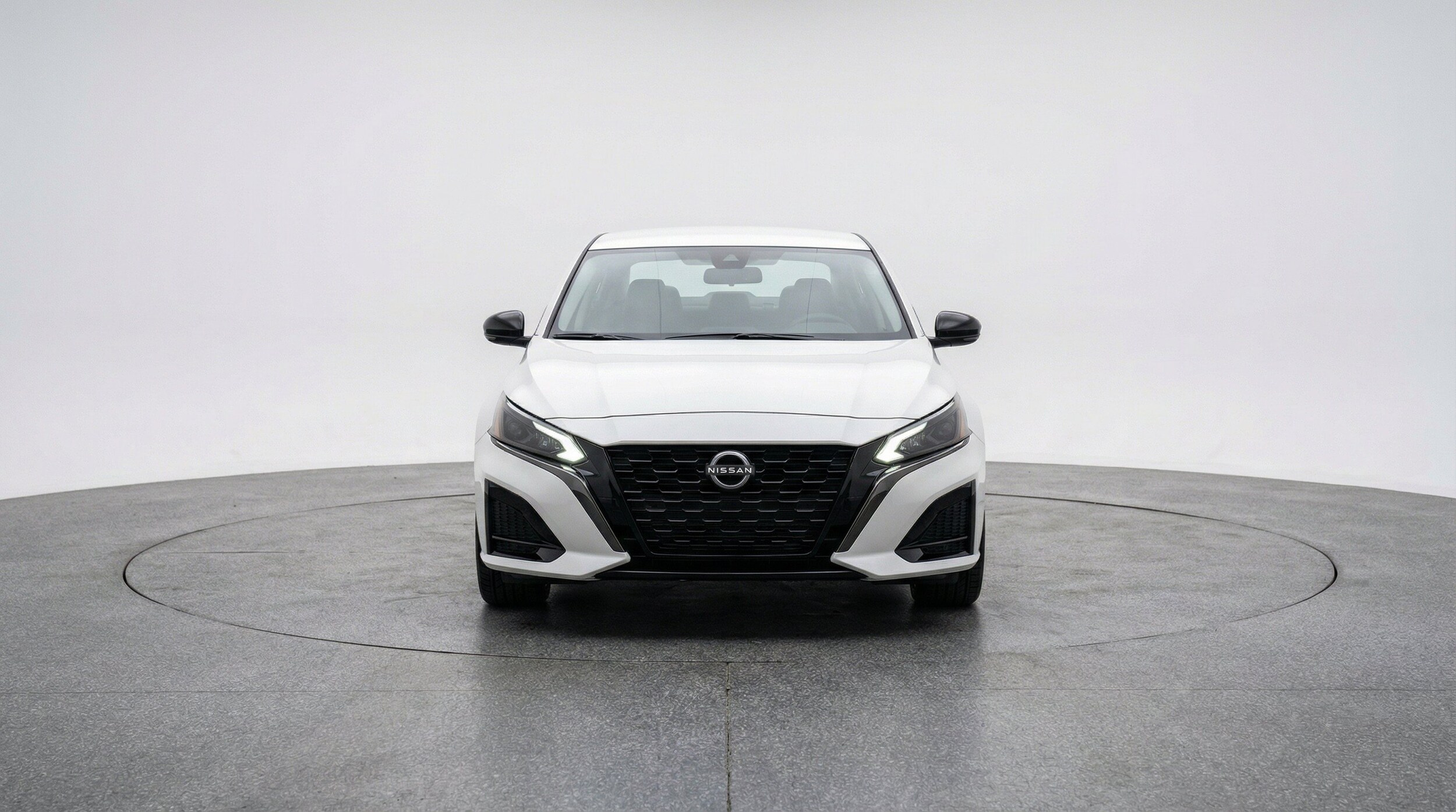 Thumbnail: 2025 Nissan Altima - 2