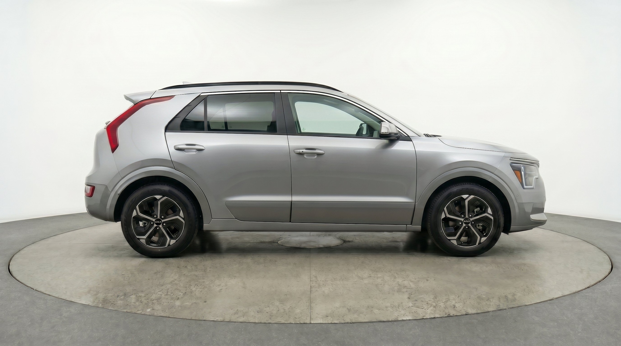 Thumbnail: 2026 Kia Niro - 11