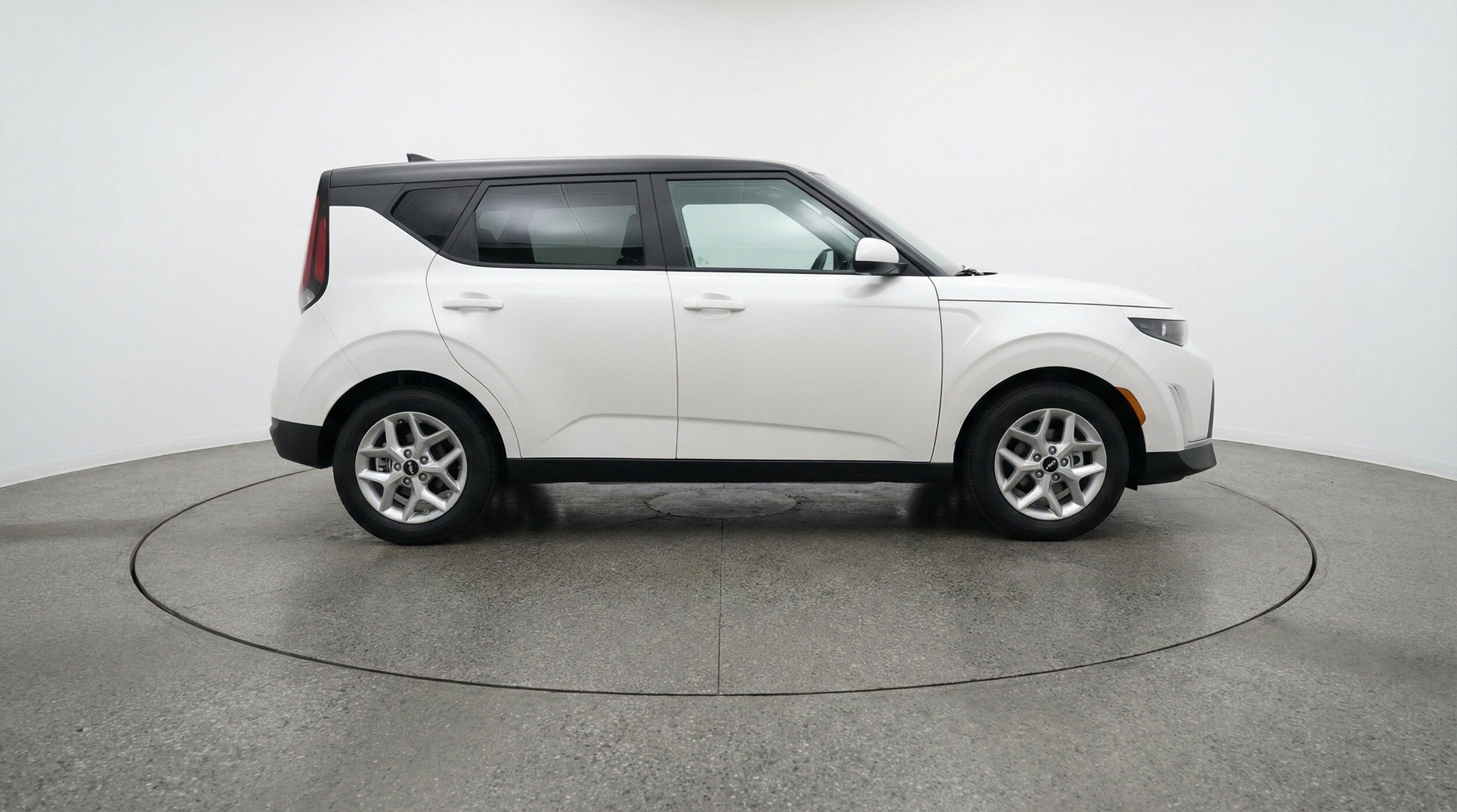 Thumbnail: 2025 Kia Soul - 11