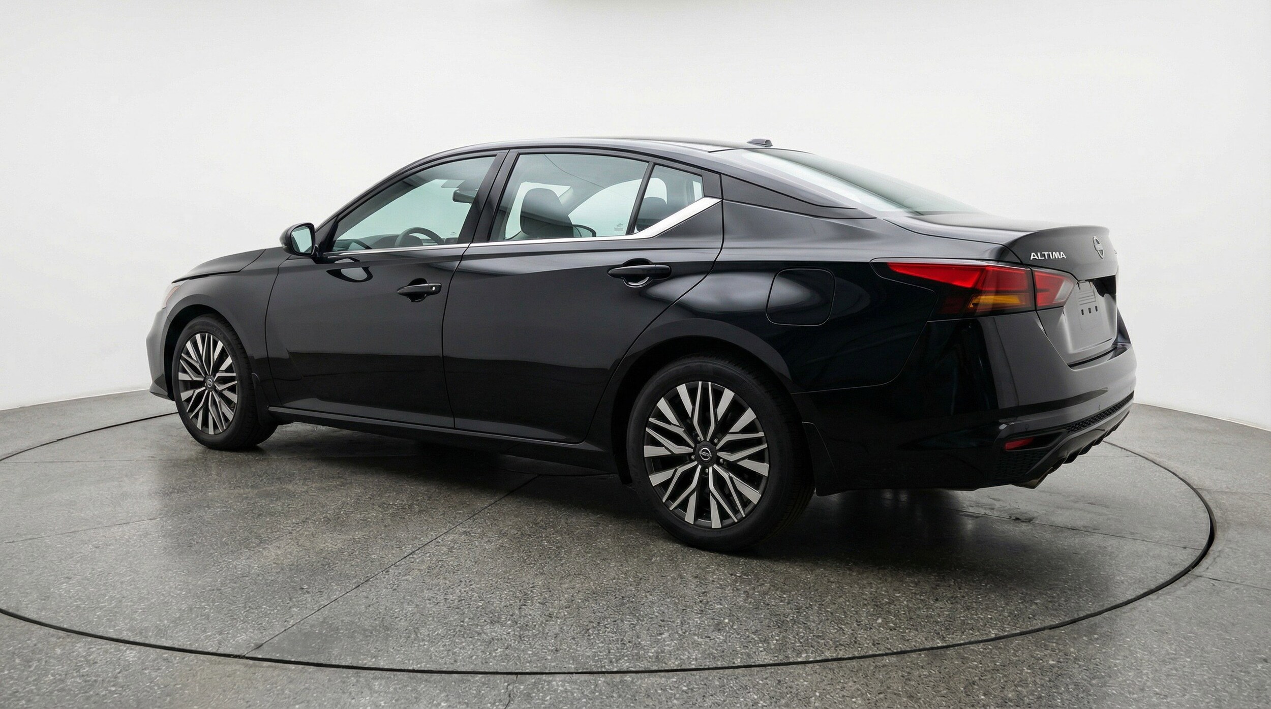 Thumbnail: 2025 Nissan Altima - 6