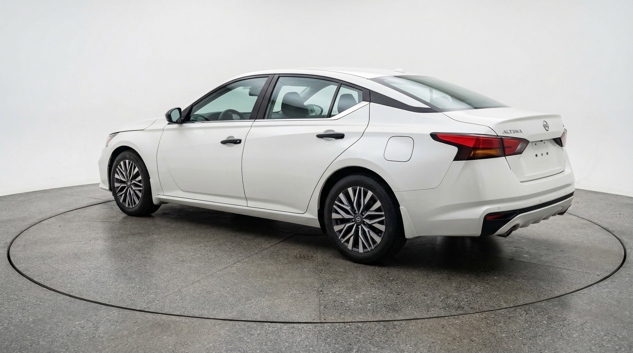 Thumbnail: 2025 Nissan Altima - 6
