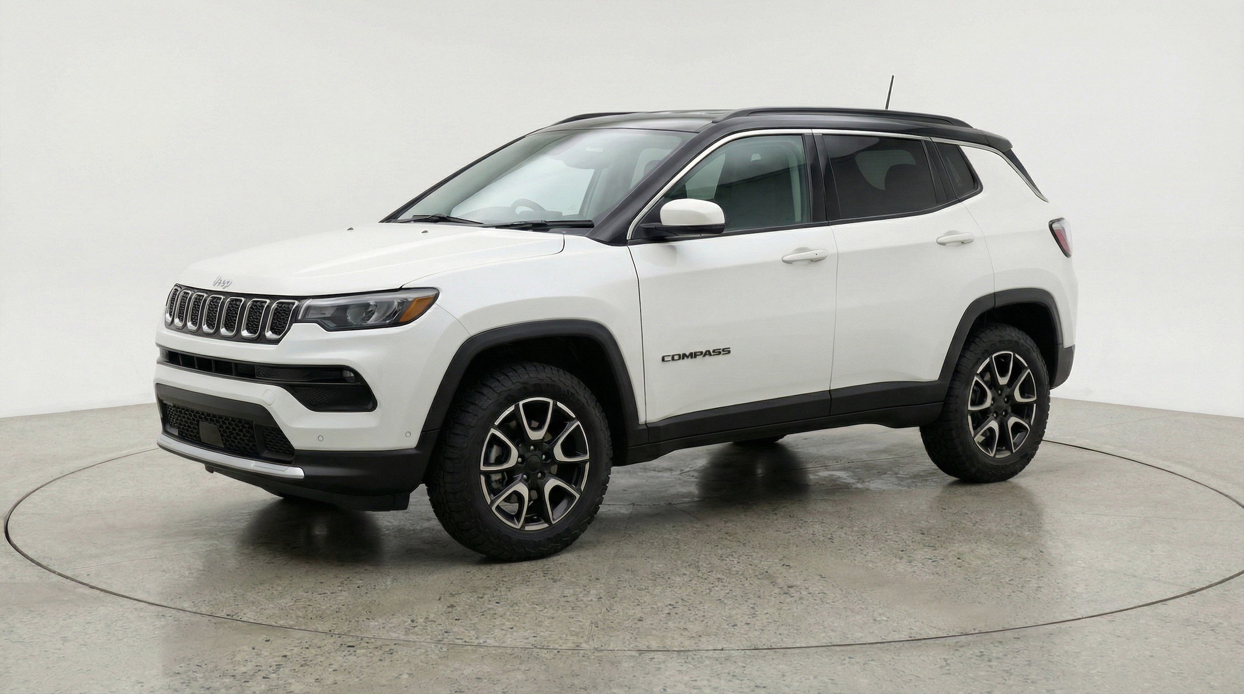 Thumbnail: 2025 Jeep Compass - 3